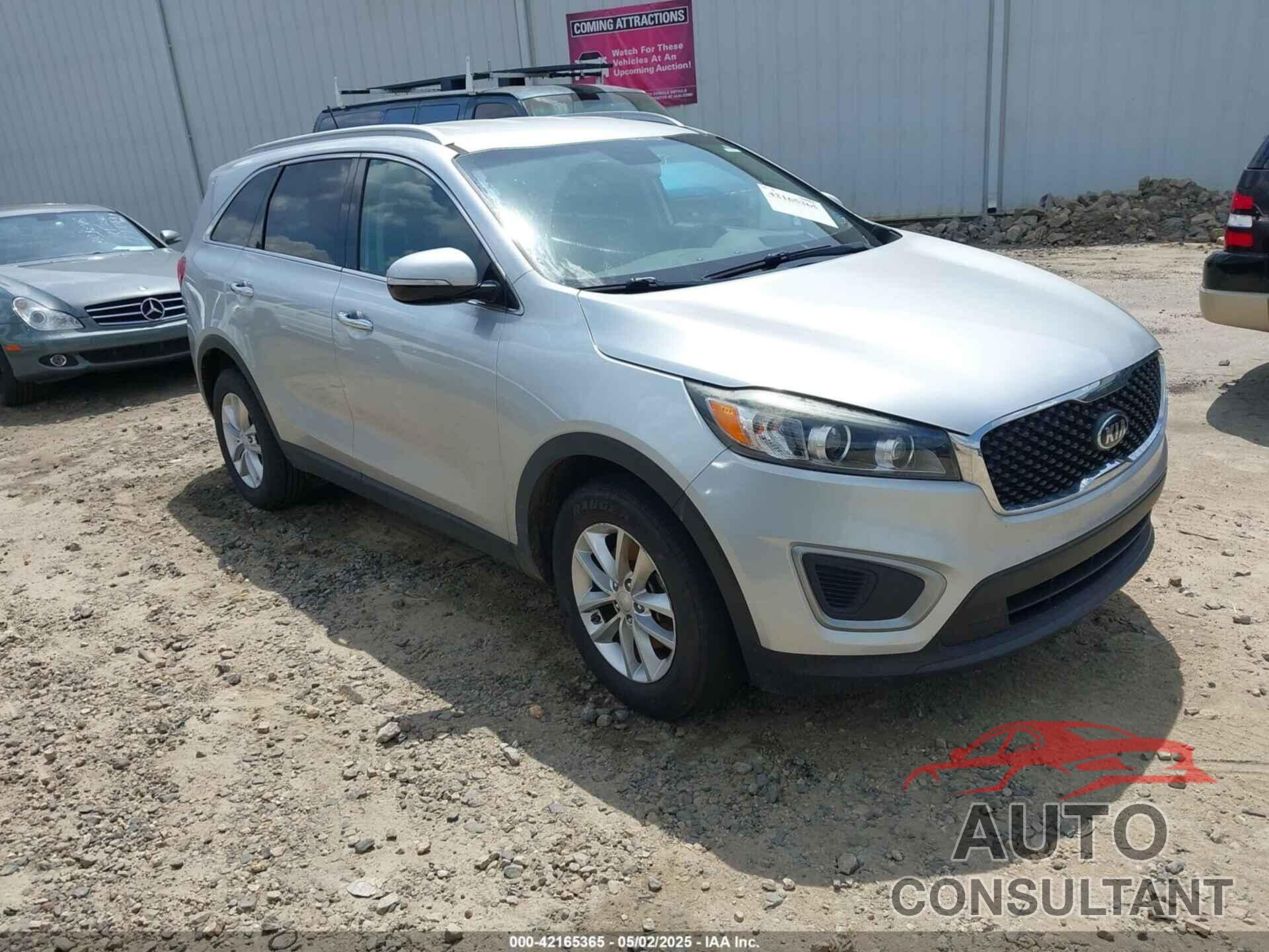 KIA SORENTO 2017 - 5XYPG4A34HG265018