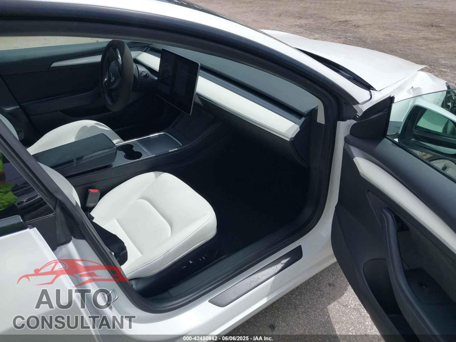 TESLA MODEL 3 2022 - 5YJ3E1EA6NF153853