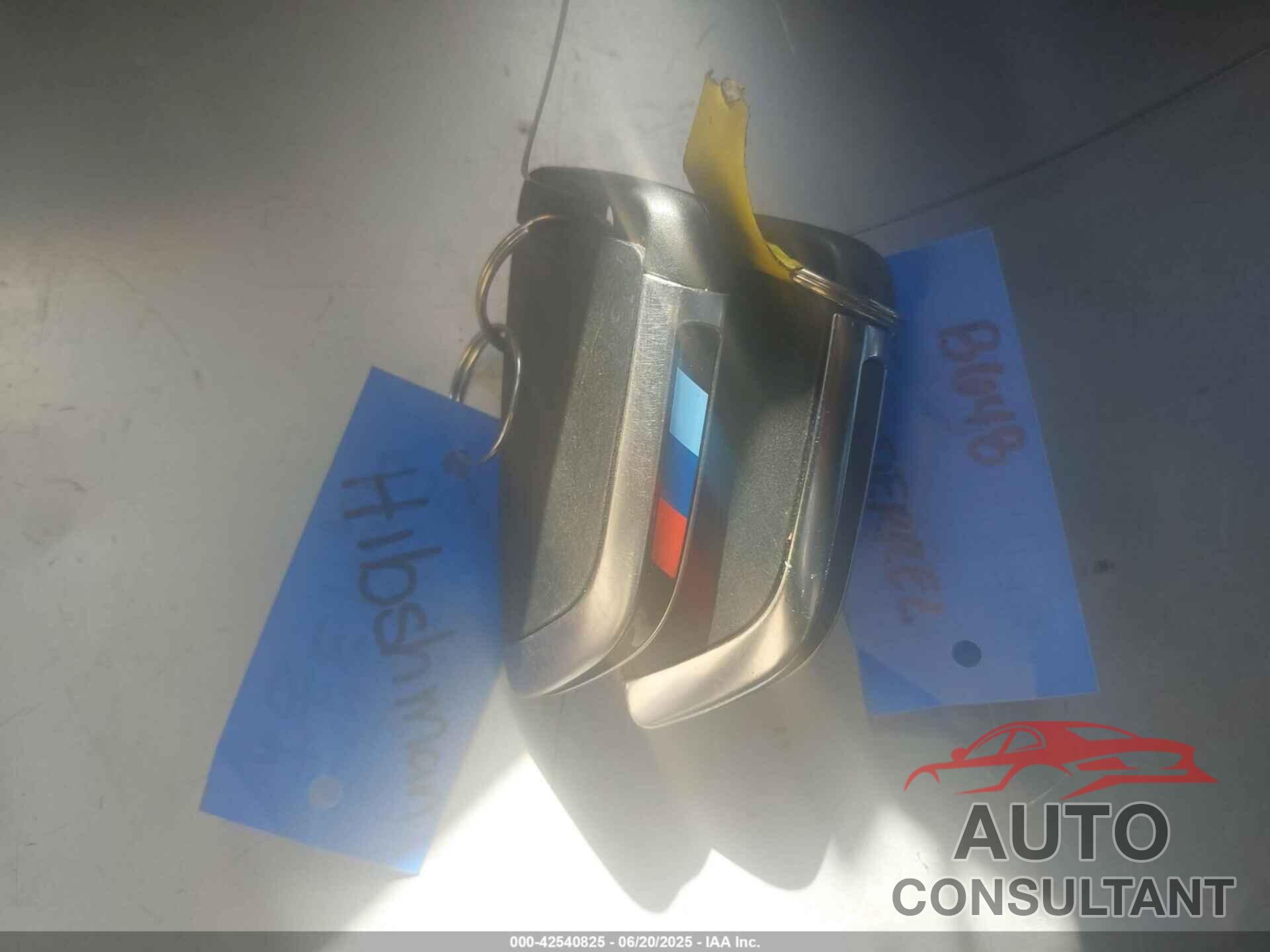 BMW 5 SERIES 2021 - WBA13AG03MCF17157