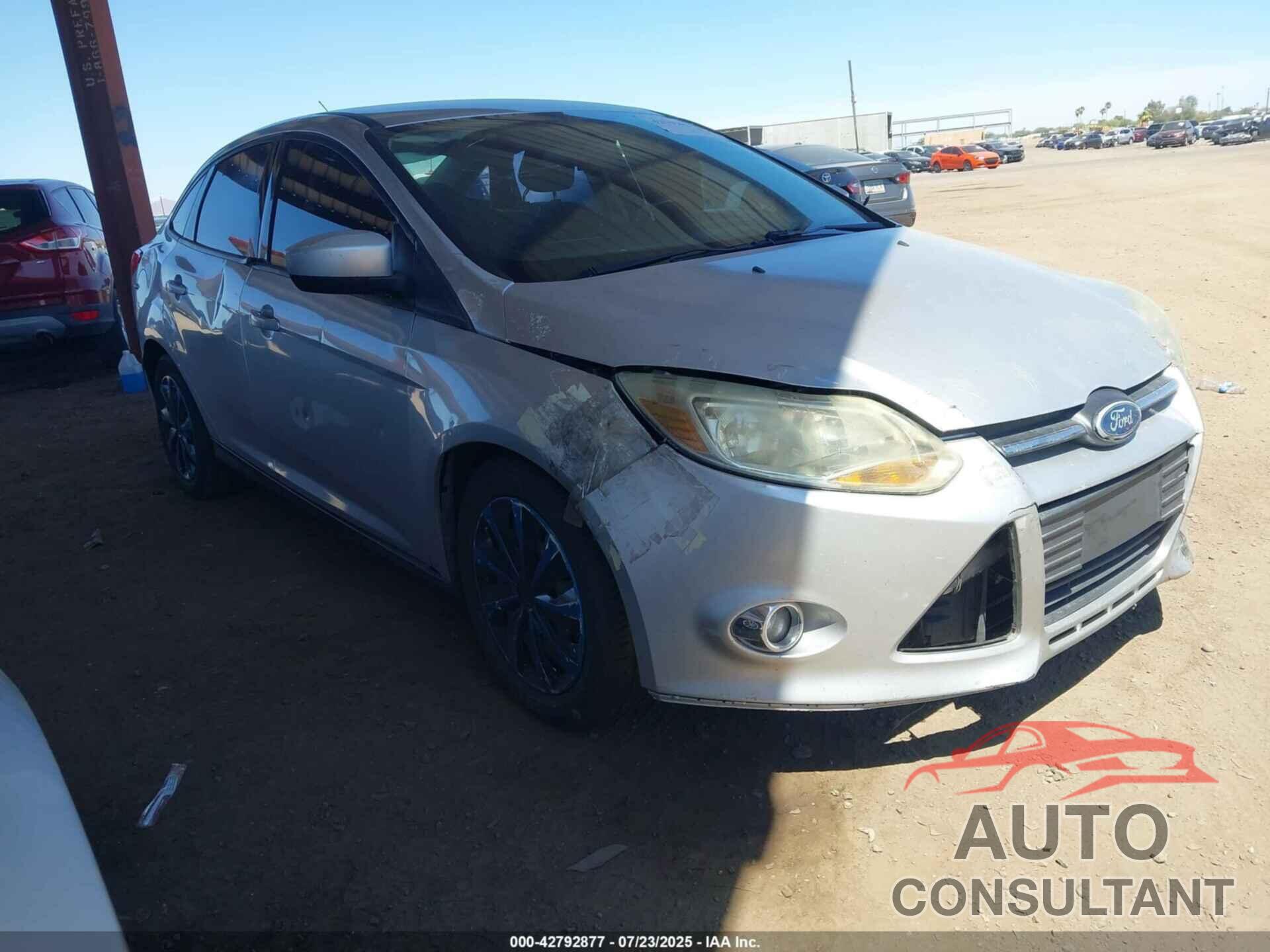 FORD FOCUS 2012 - 1FAHP3F2XCL325014