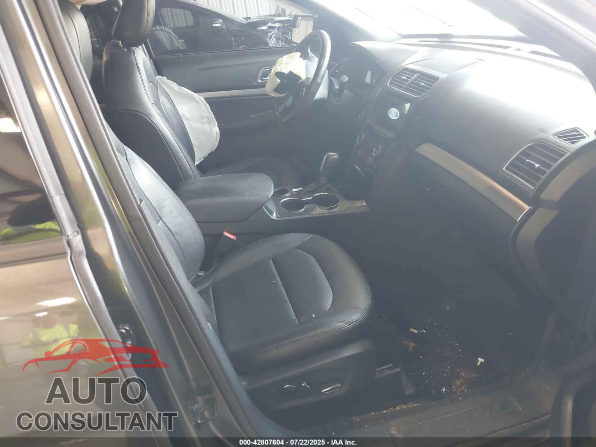 FORD EXPLORER 2018 - 1FM5K7D86JGB38798