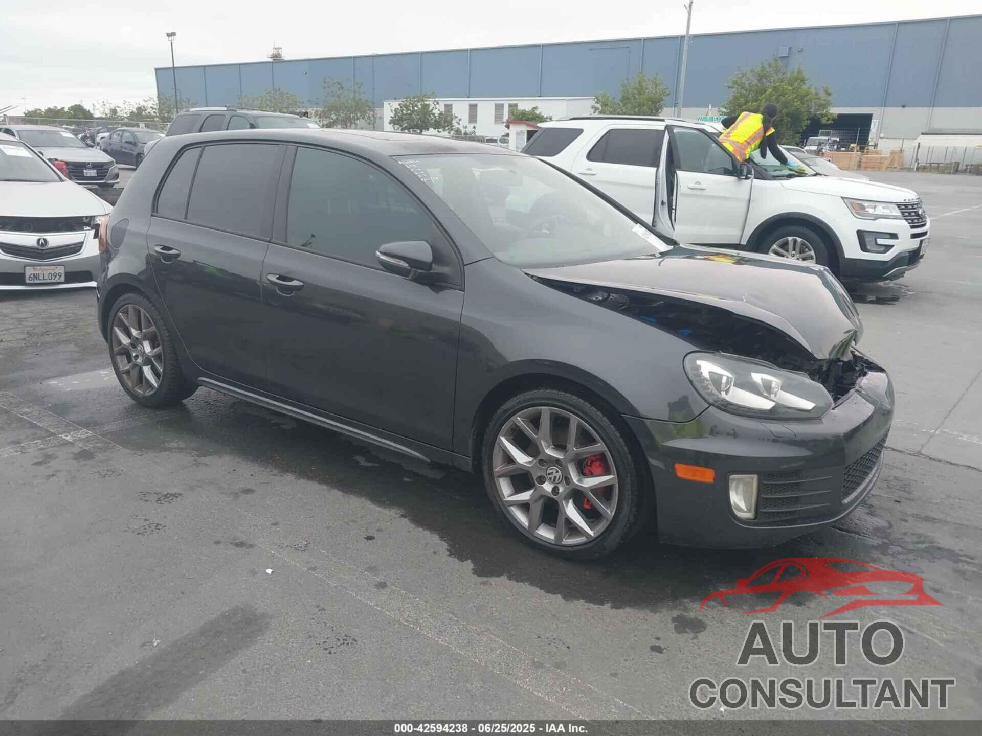 VOLKSWAGEN GTI 2013 - WVWHD7AJ2DW123681