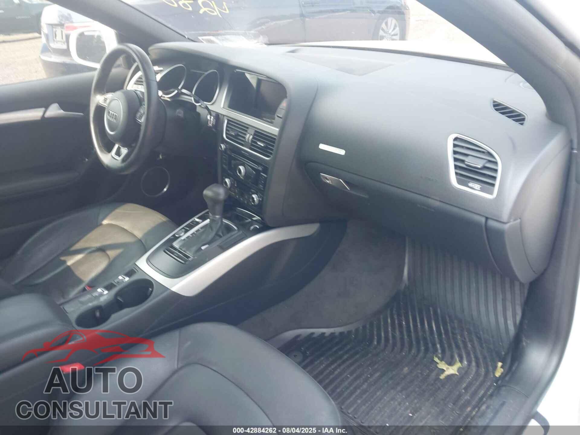 AUDI A5 2013 - WAULFAFH4DN008347