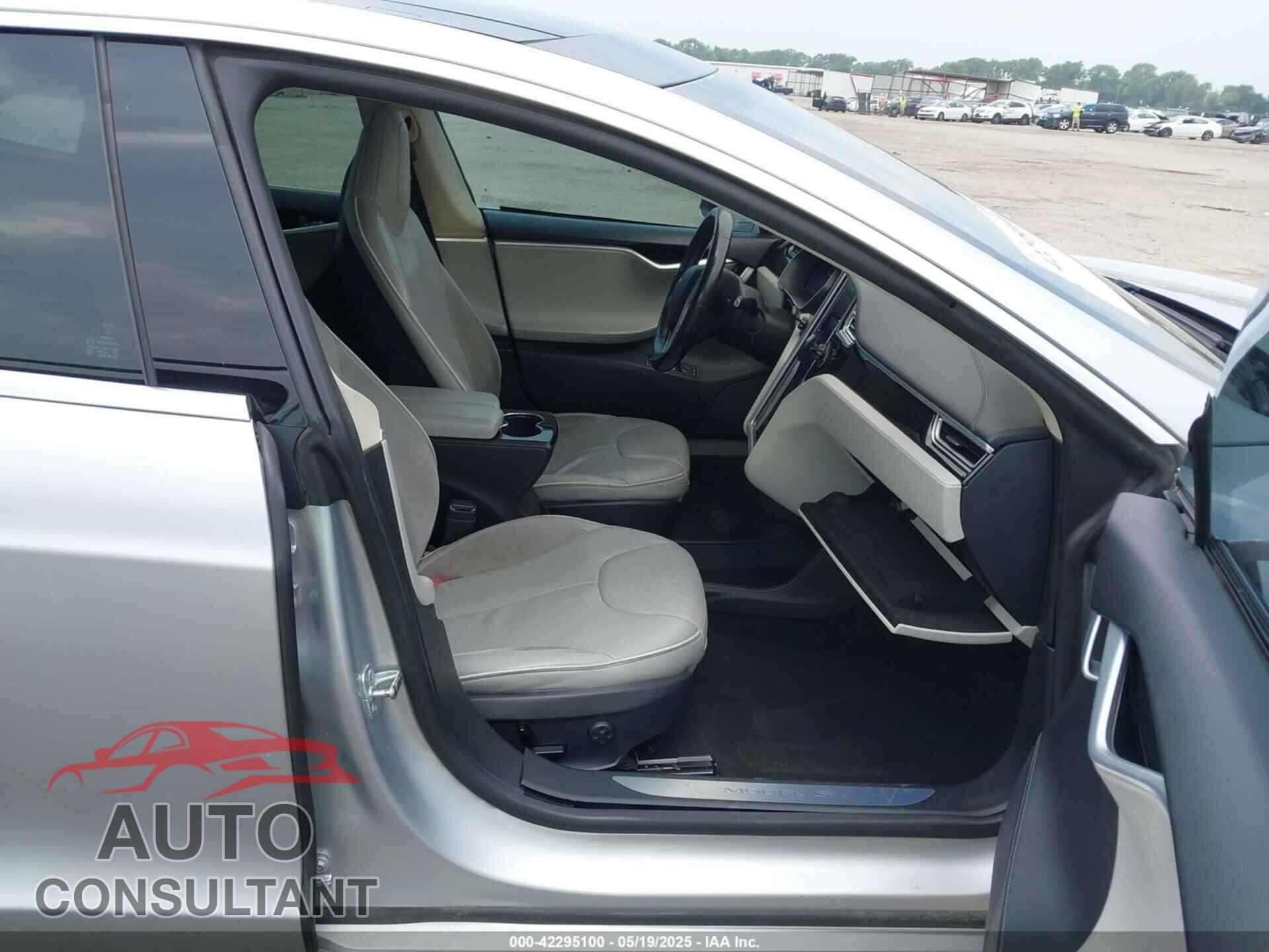 TESLA MODEL S 2014 - 5YJSA1S13EFP63883