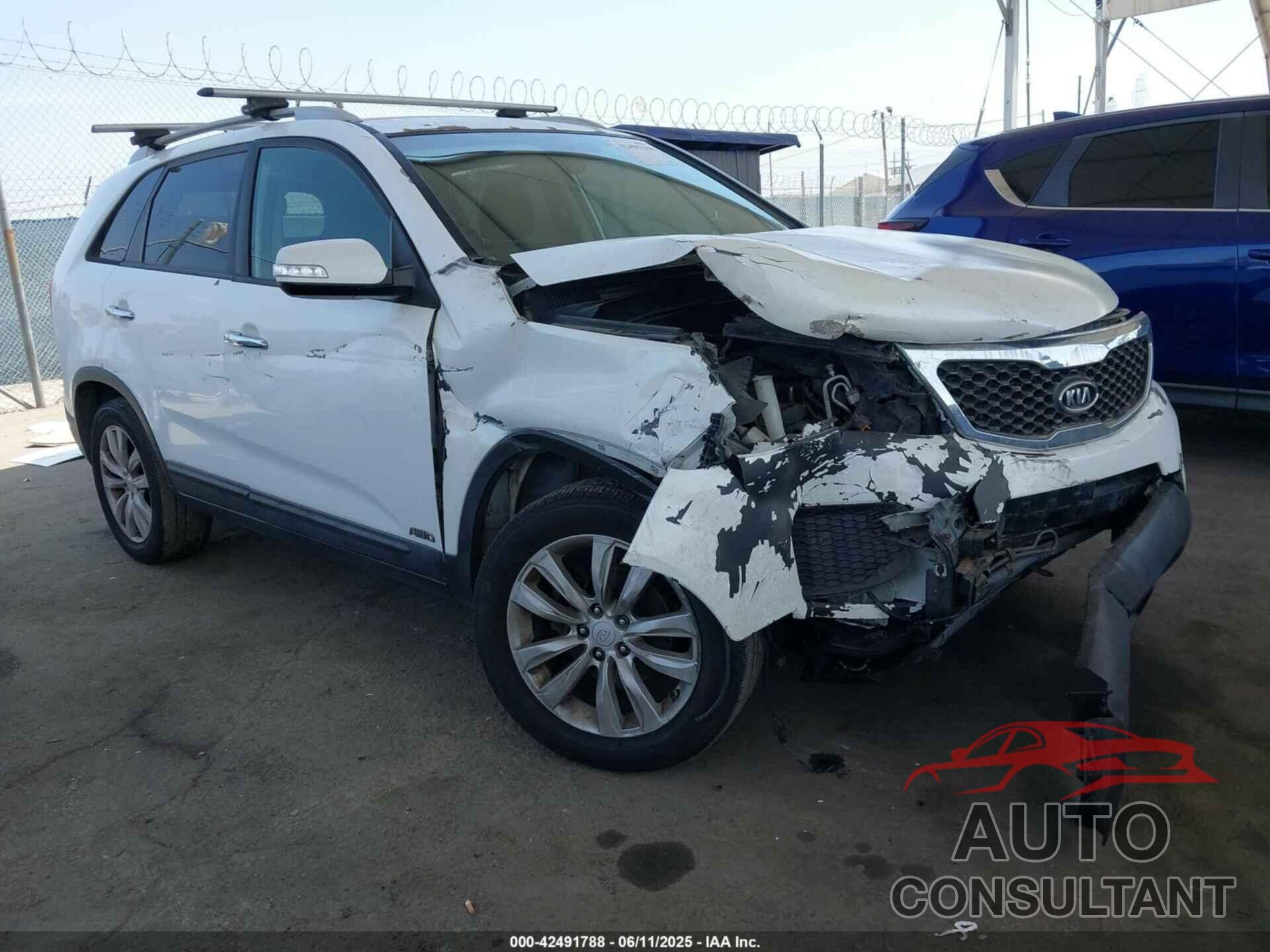KIA SORENTO 2011 - 5XYKTDA26BG074351