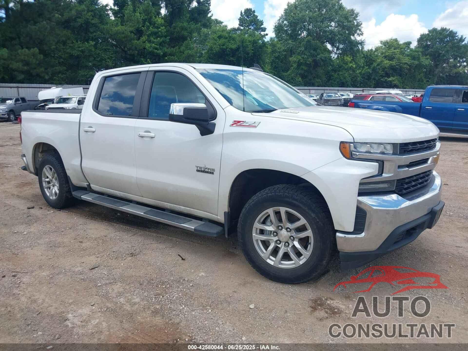 CHEVROLET SILVERADO 1500 2021 - 3GCUYDET8MG415525