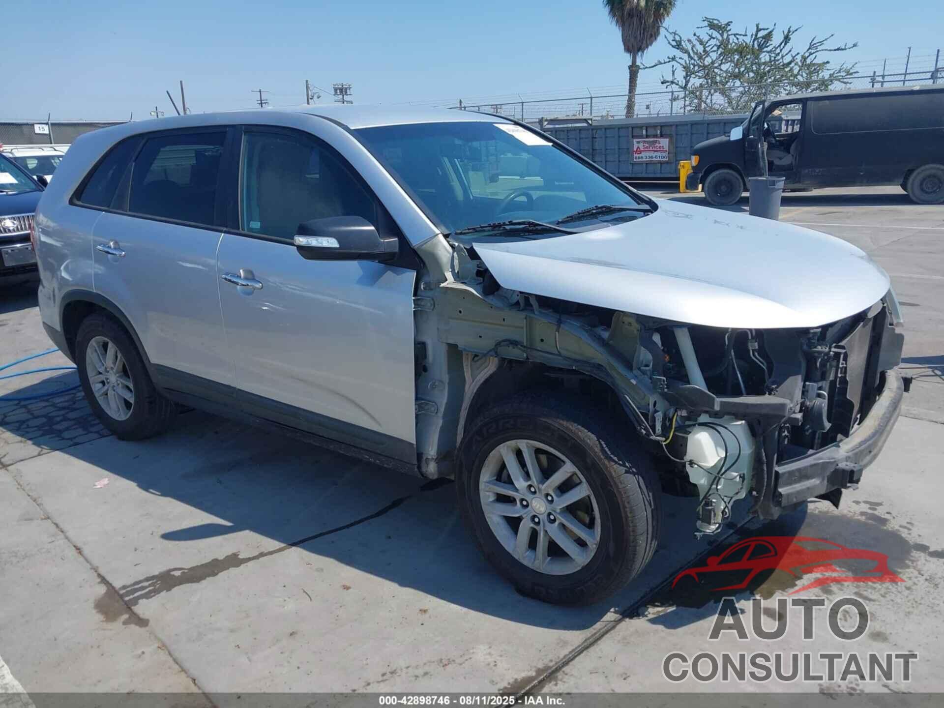 KIA SORENTO 2015 - 5XYKT3A6XFG554945