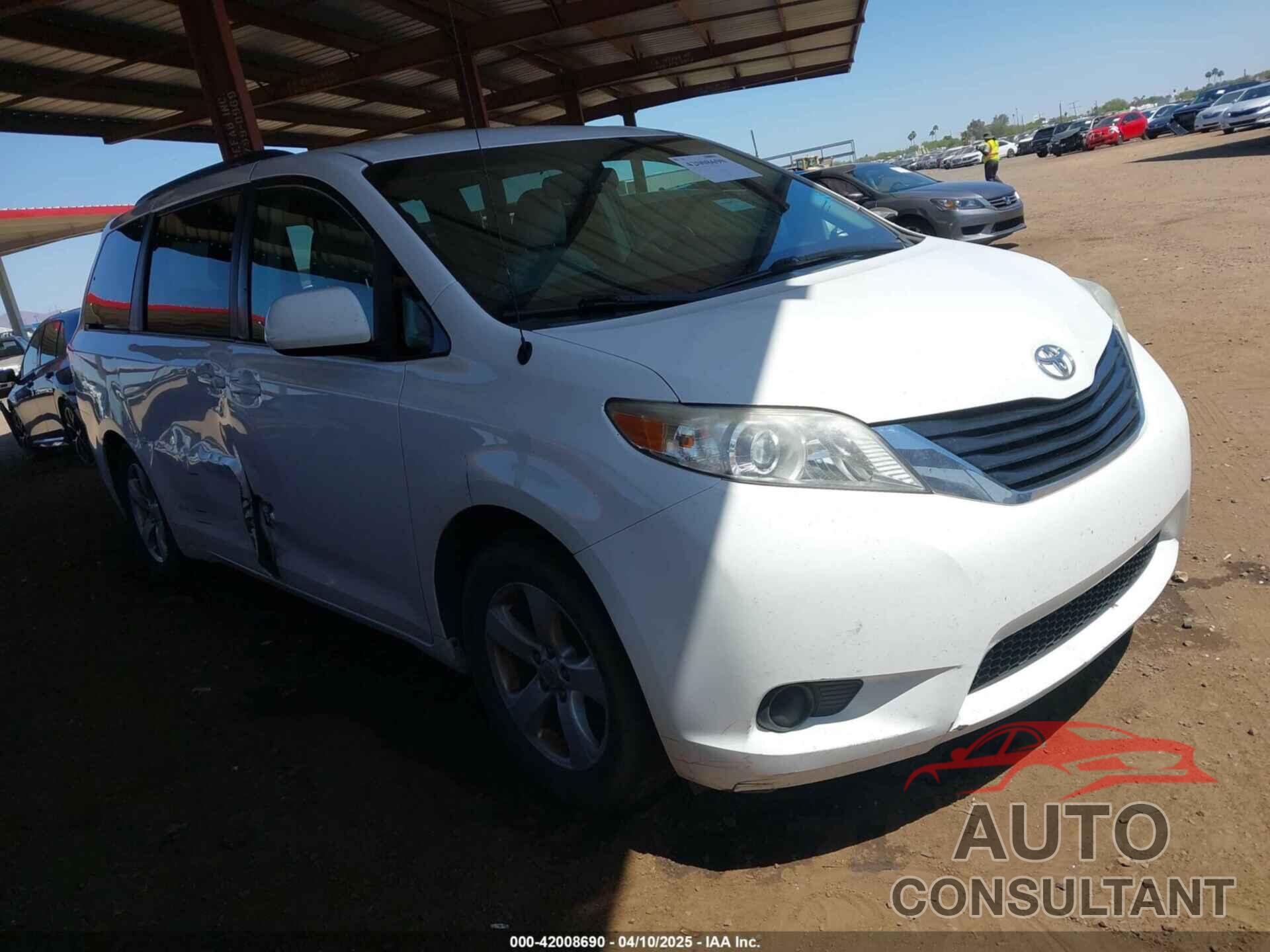 TOYOTA SIENNA 2012 - 5TDKK3DC4CS274117
