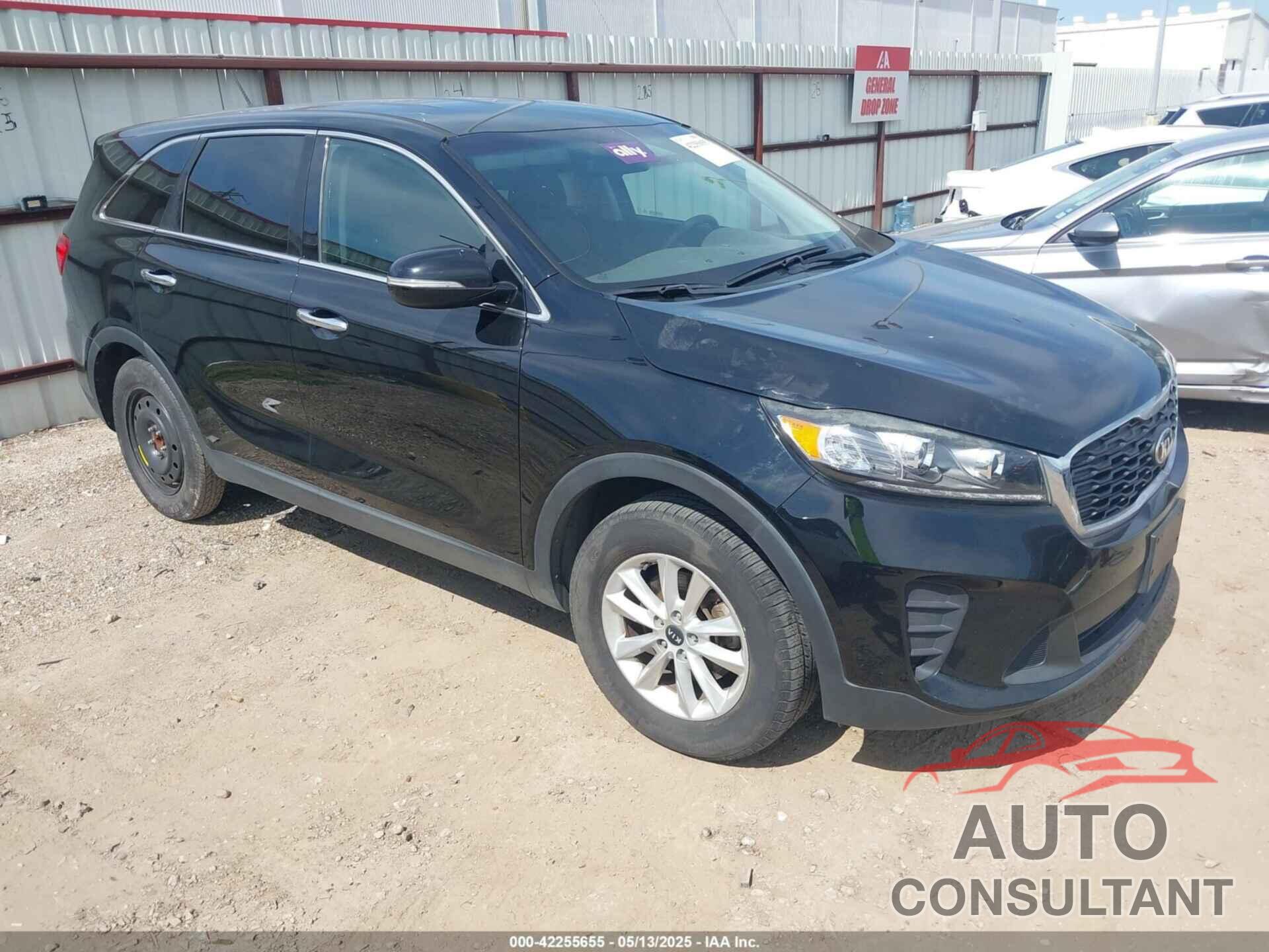 KIA SORENTO 2019 - 5XYPG4A39KG534430
