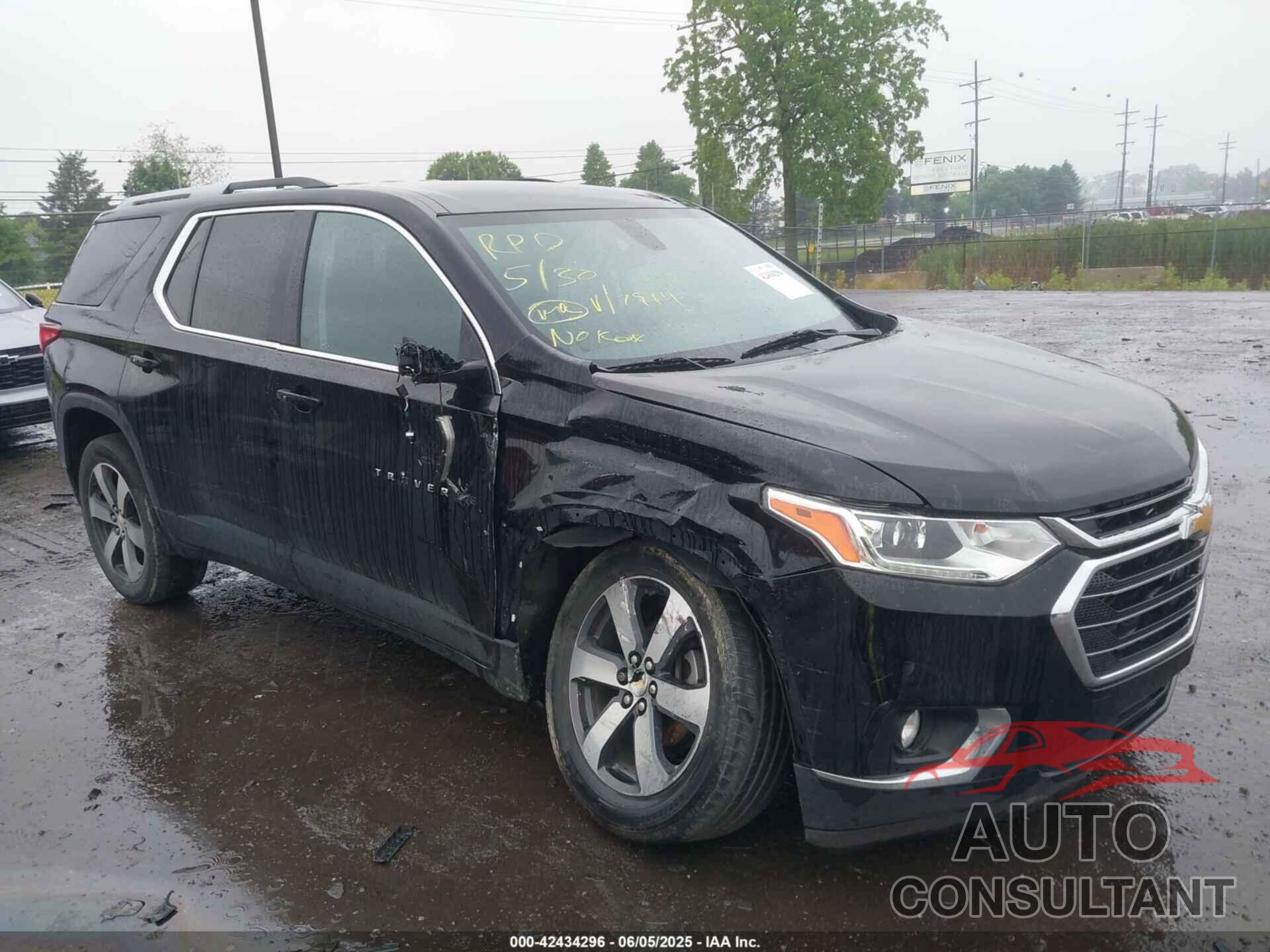 CHEVROLET TRAVERSE 2018 - 1GNERHKW3JJ237919