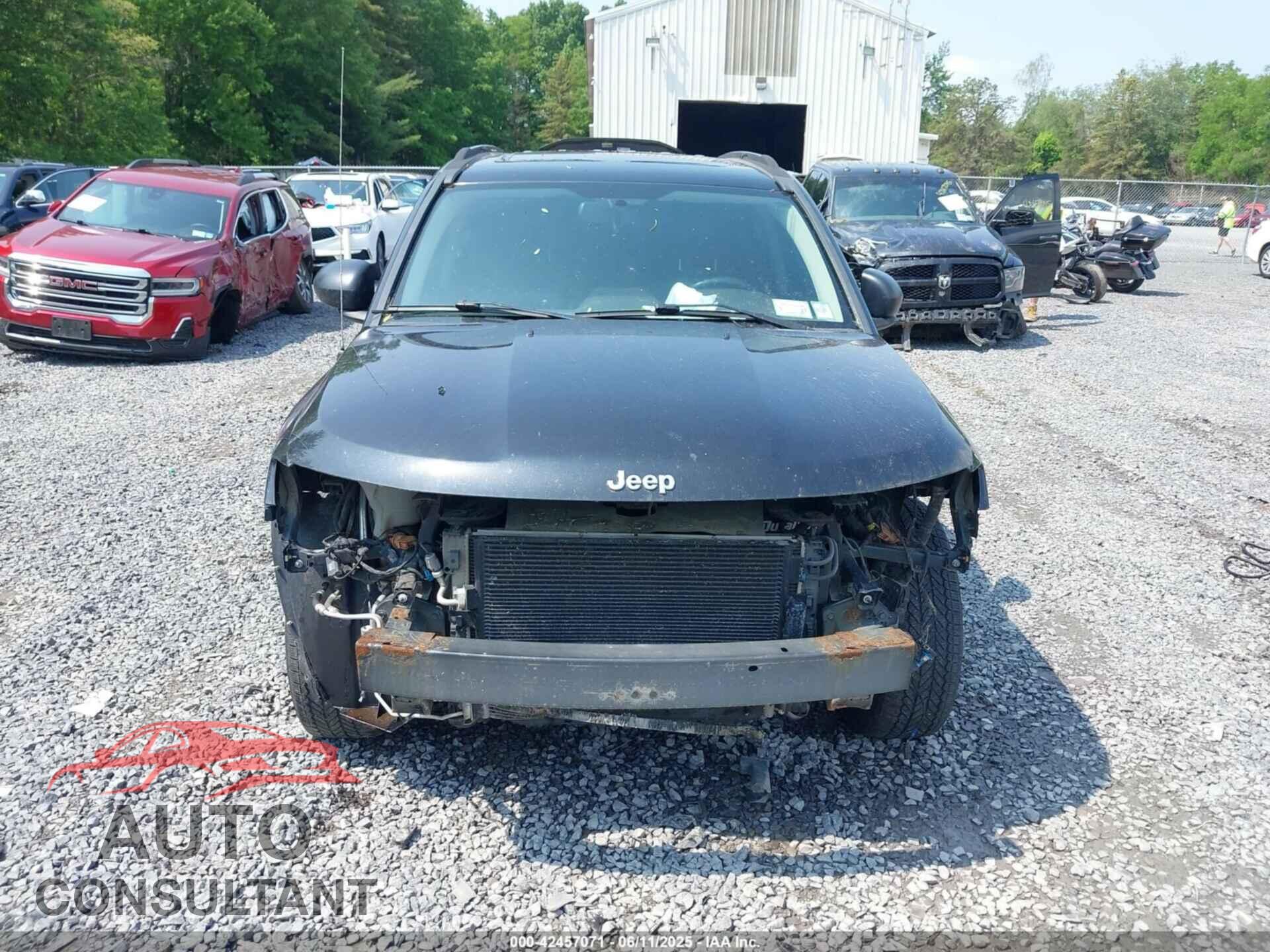JEEP COMPASS 2011 - 1J4NF5FB2BD165306