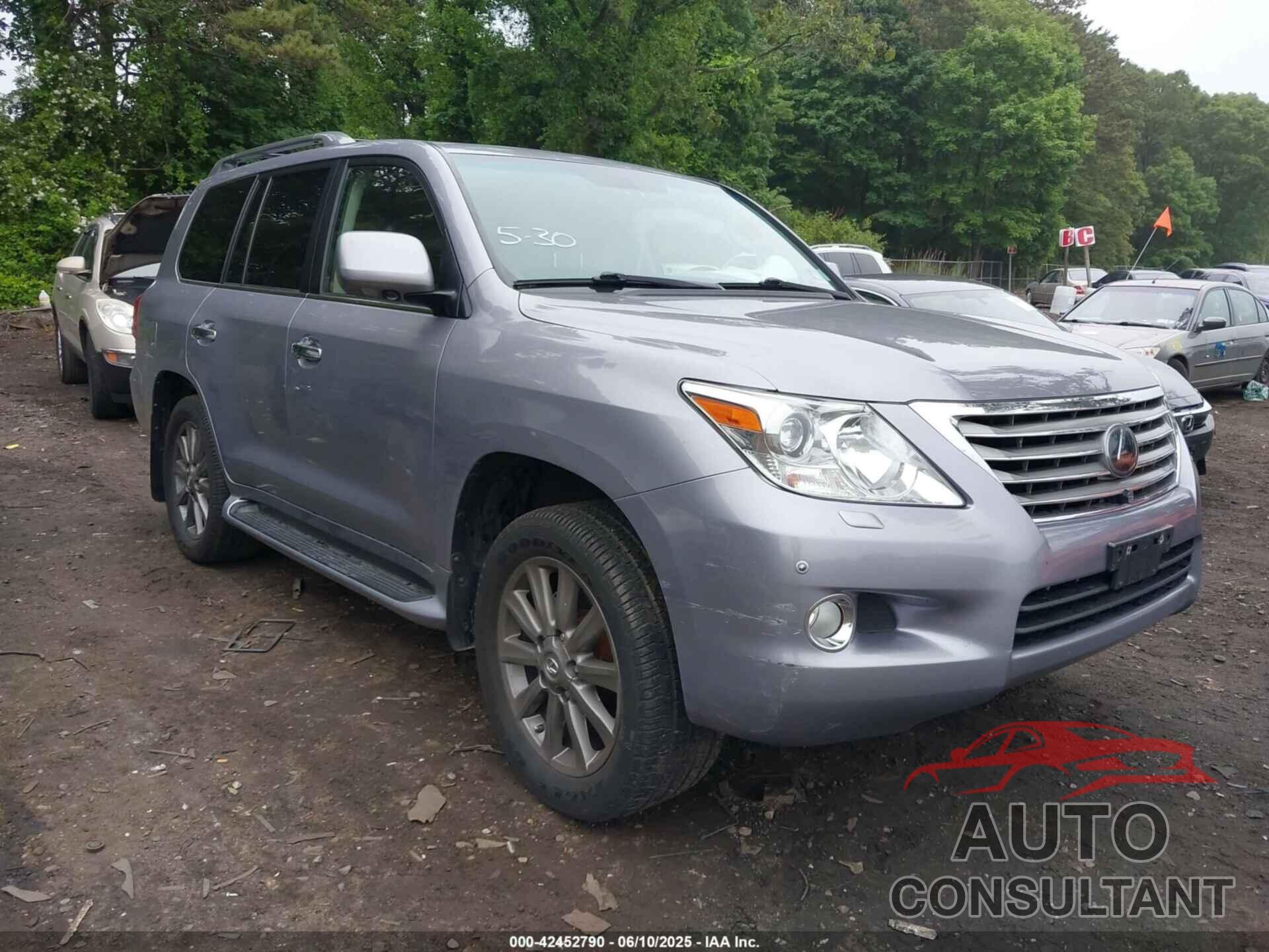 LEXUS LX 570 2011 - JTJHY7AX7B4075349