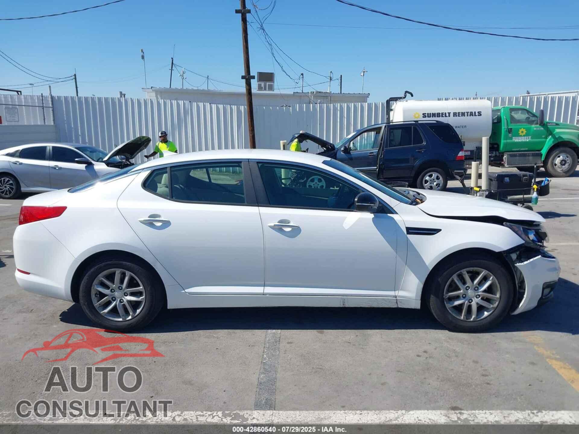 KIA OPTIMA 2013 - KNAGM4A74D5384358