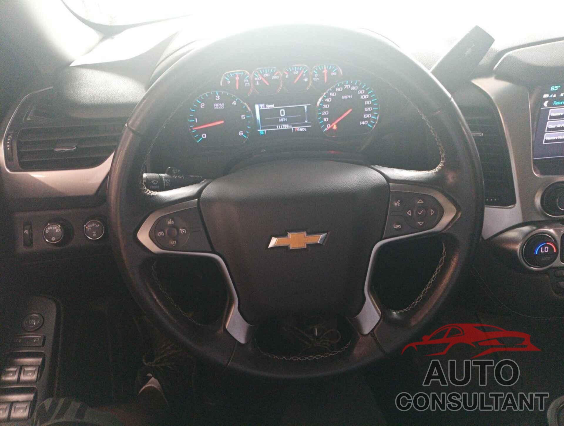 CHEVROLET TAHOE 2019 - 1GNSKAEC8KR239586