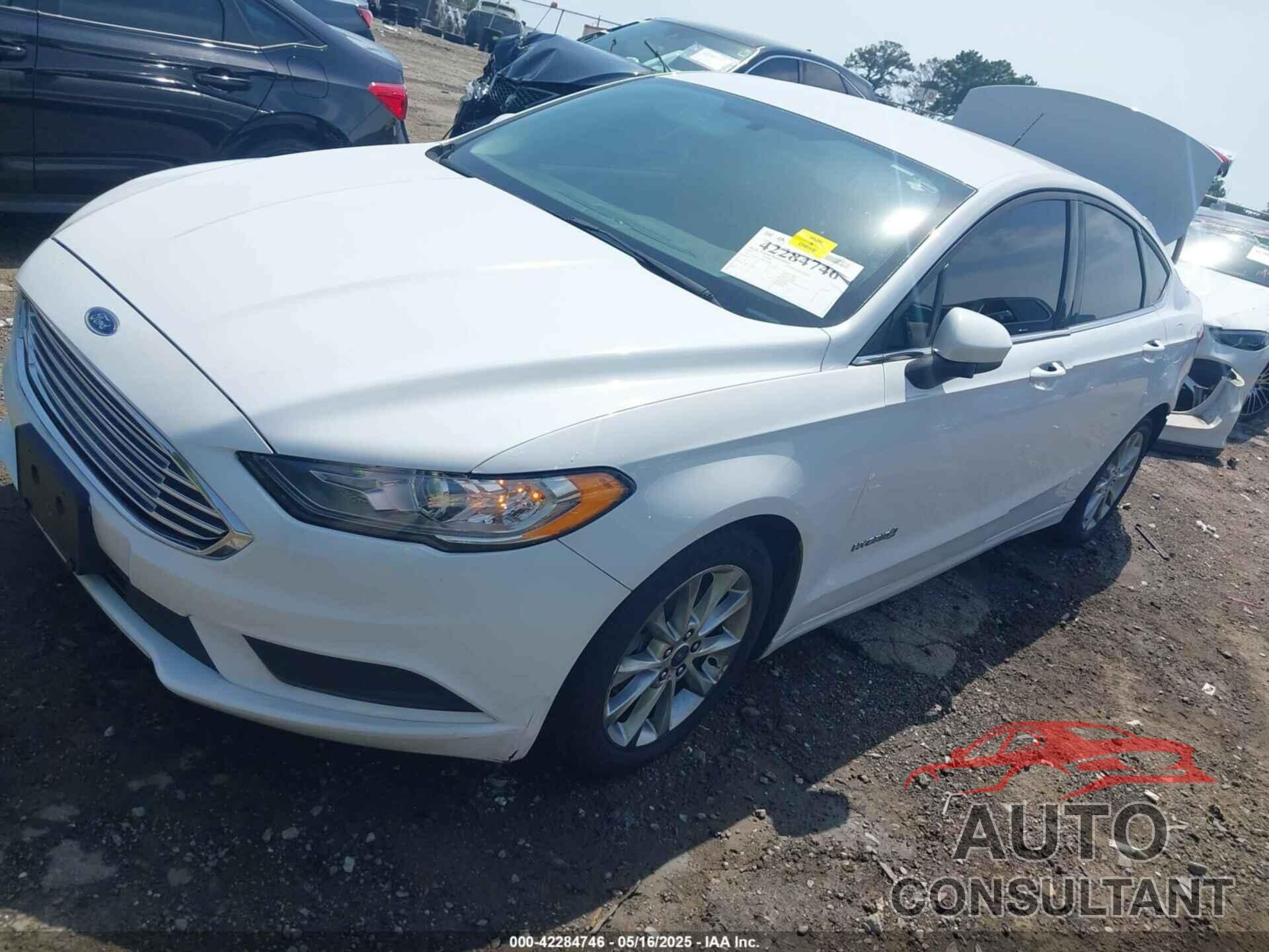 FORD FUSION HYBRID 2017 - 3FA6P0LU8HR318048