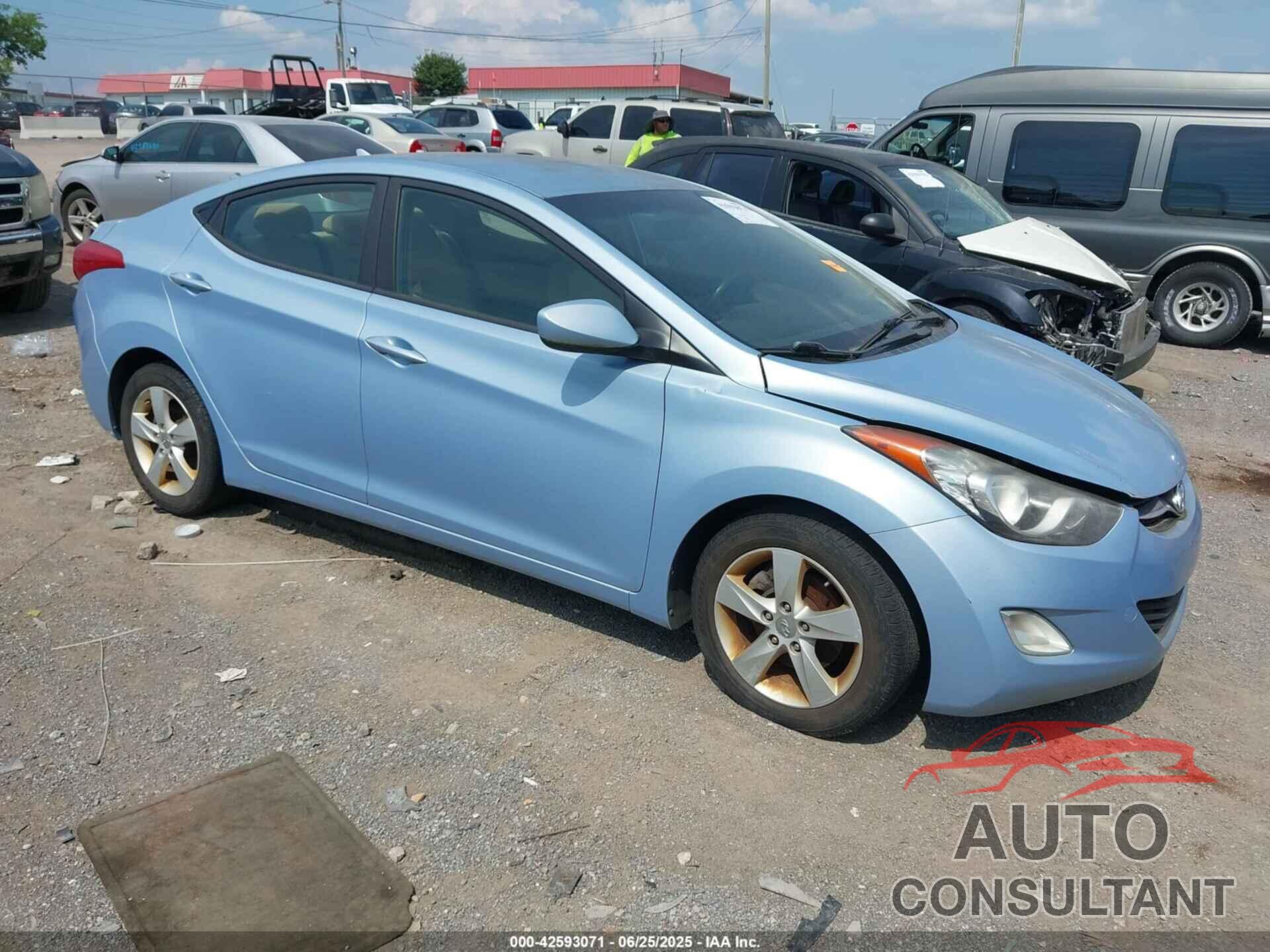 HYUNDAI ELANTRA 2012 - KMHDH4AE1CU353271