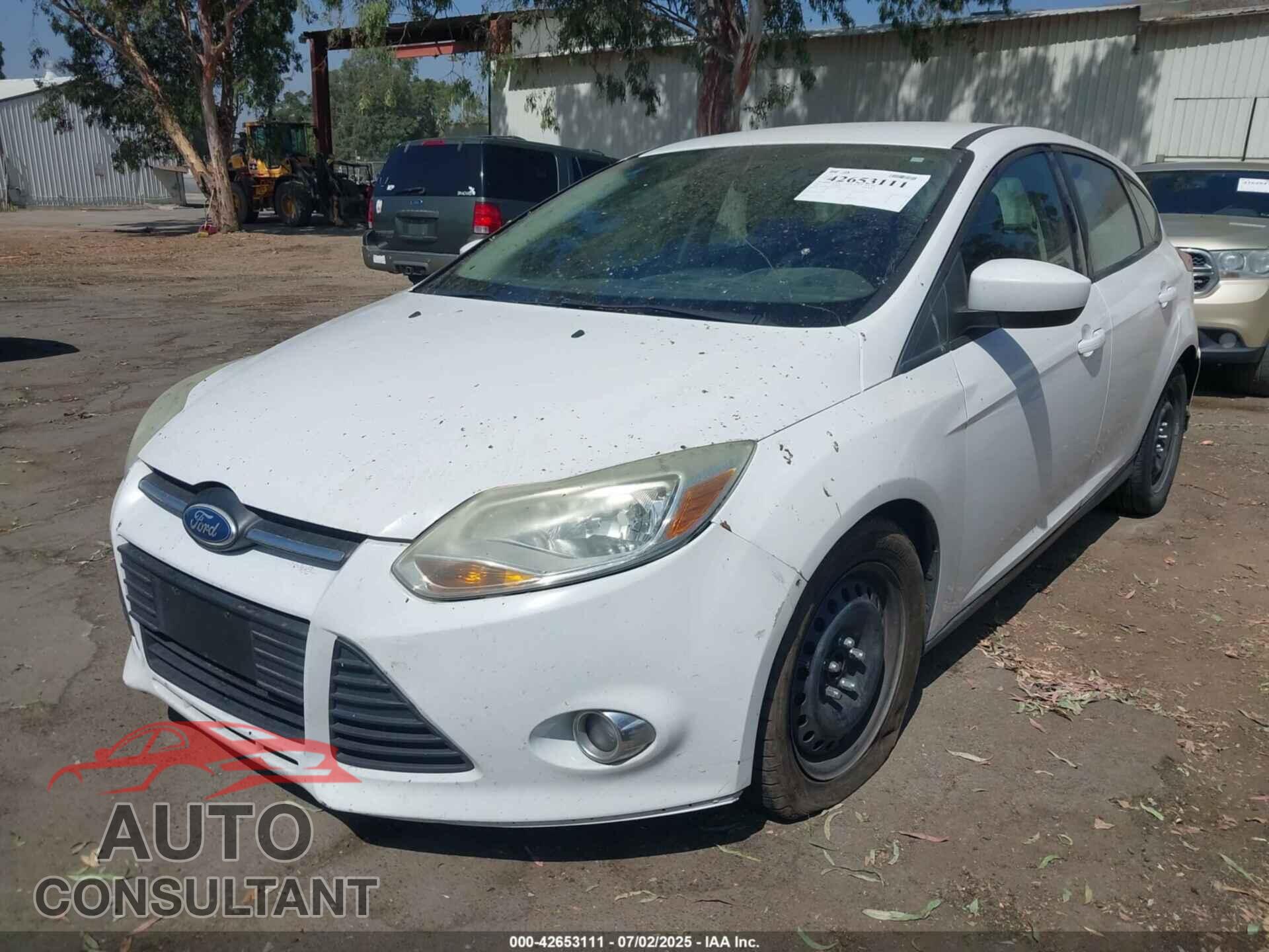 FORD FOCUS 2012 - 1FAHP3K2XCL338092