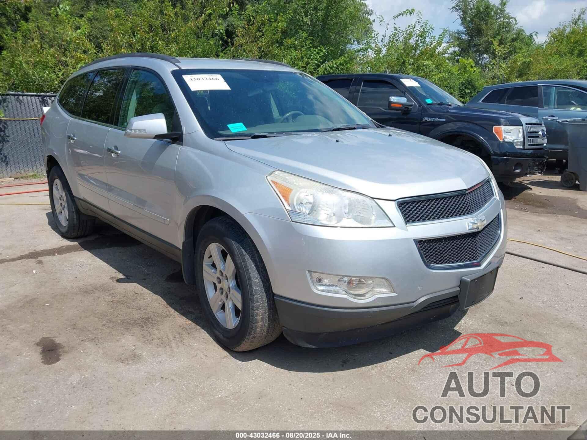 CHEVROLET TRAVERSE 2010 - 1GNLVFED8AS148956