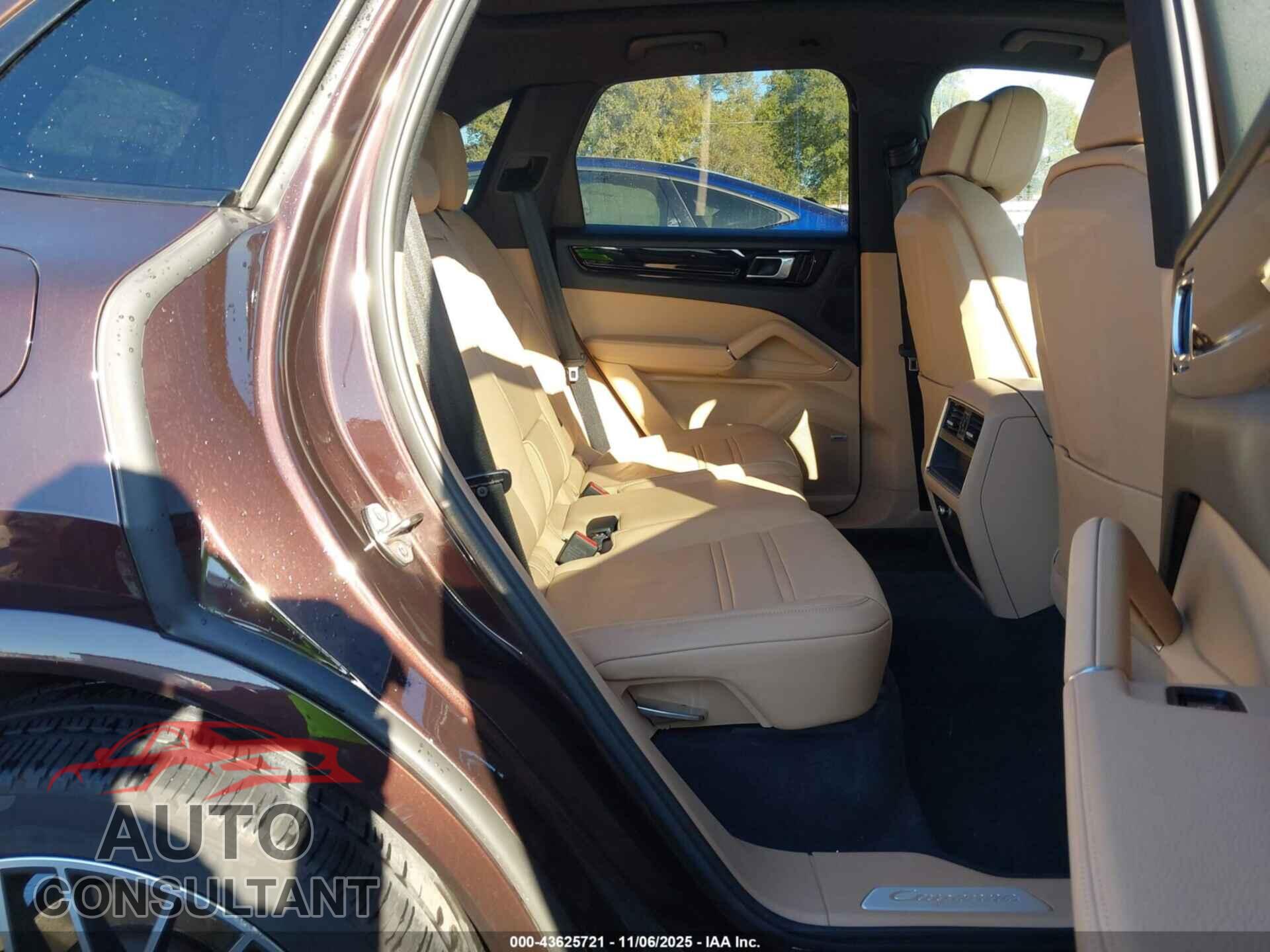 PORSCHE CAYENNE 2020 - WP1AA2AY7LDA04737