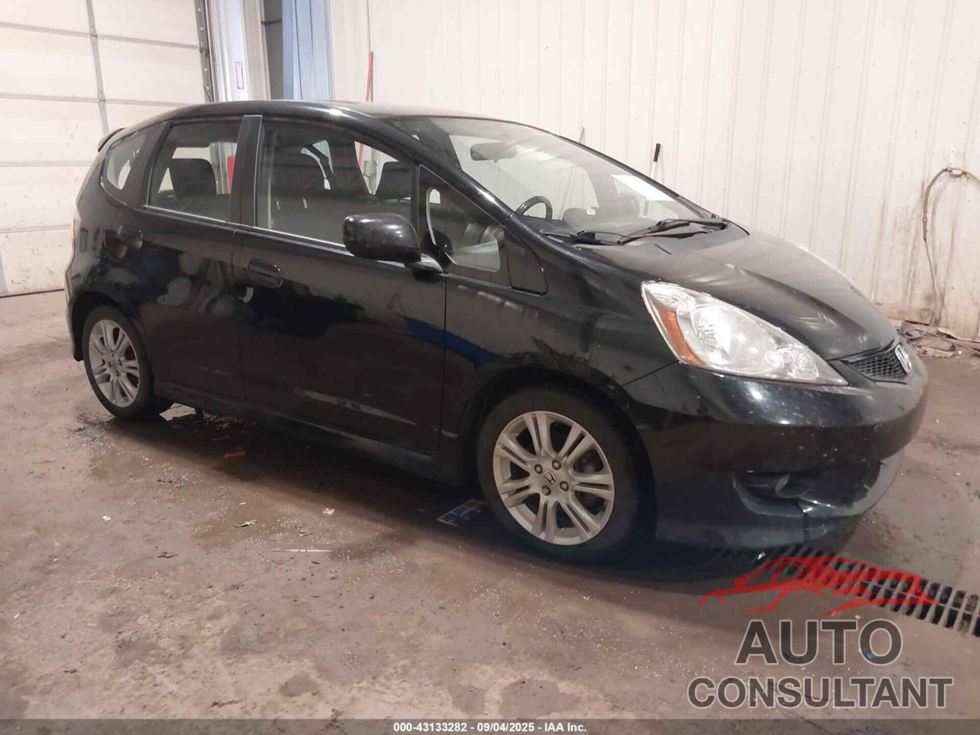 HONDA FIT 2011 - JHMGE8H57BC026514