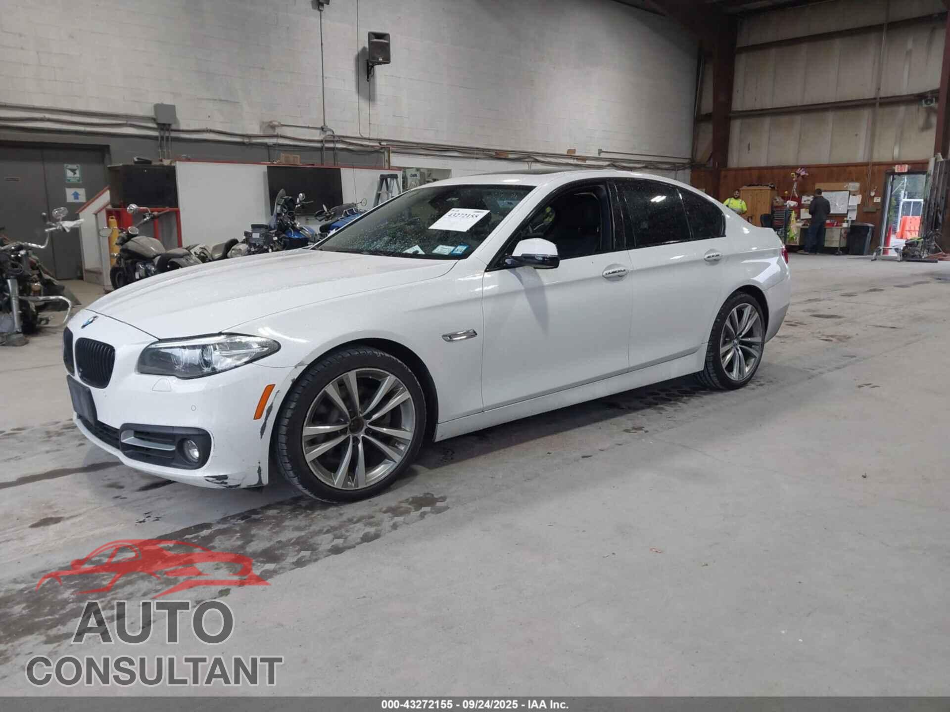 BMW 528I 2016 - WBA5A7C56GG644281