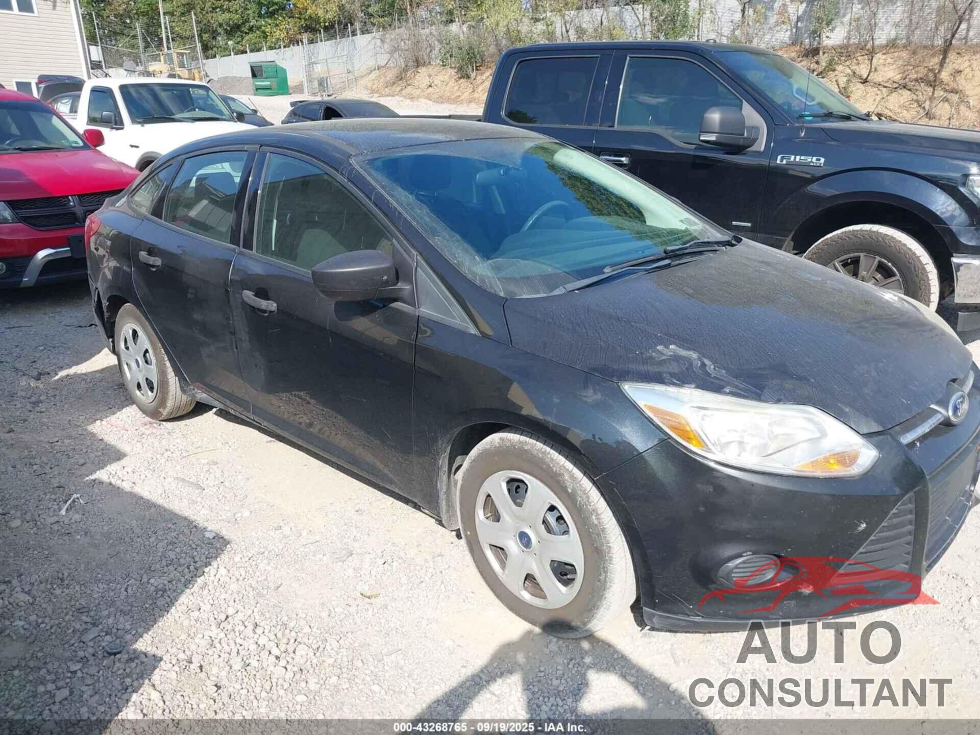 FORD FOCUS 2014 - 1FADP3E29EL245318