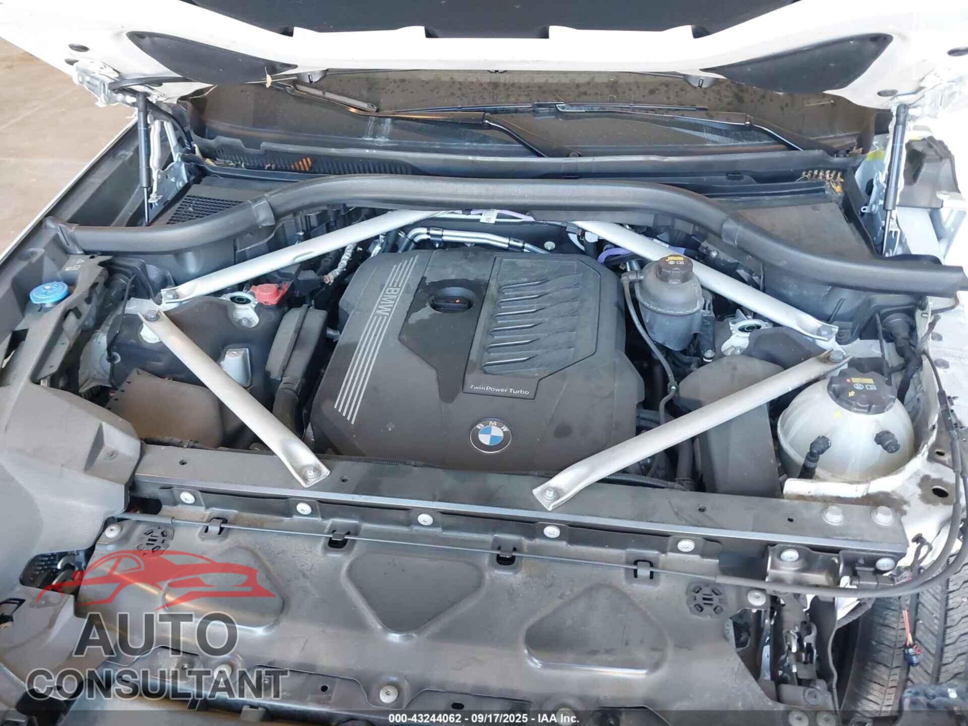 BMW X7 2021 - 5UXCW2C03M9E55172