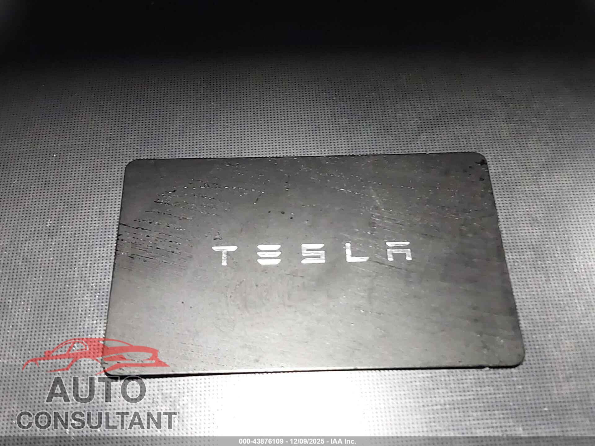 TESLA MODEL 3 2024 - 5YJ3E1EB6RF732467