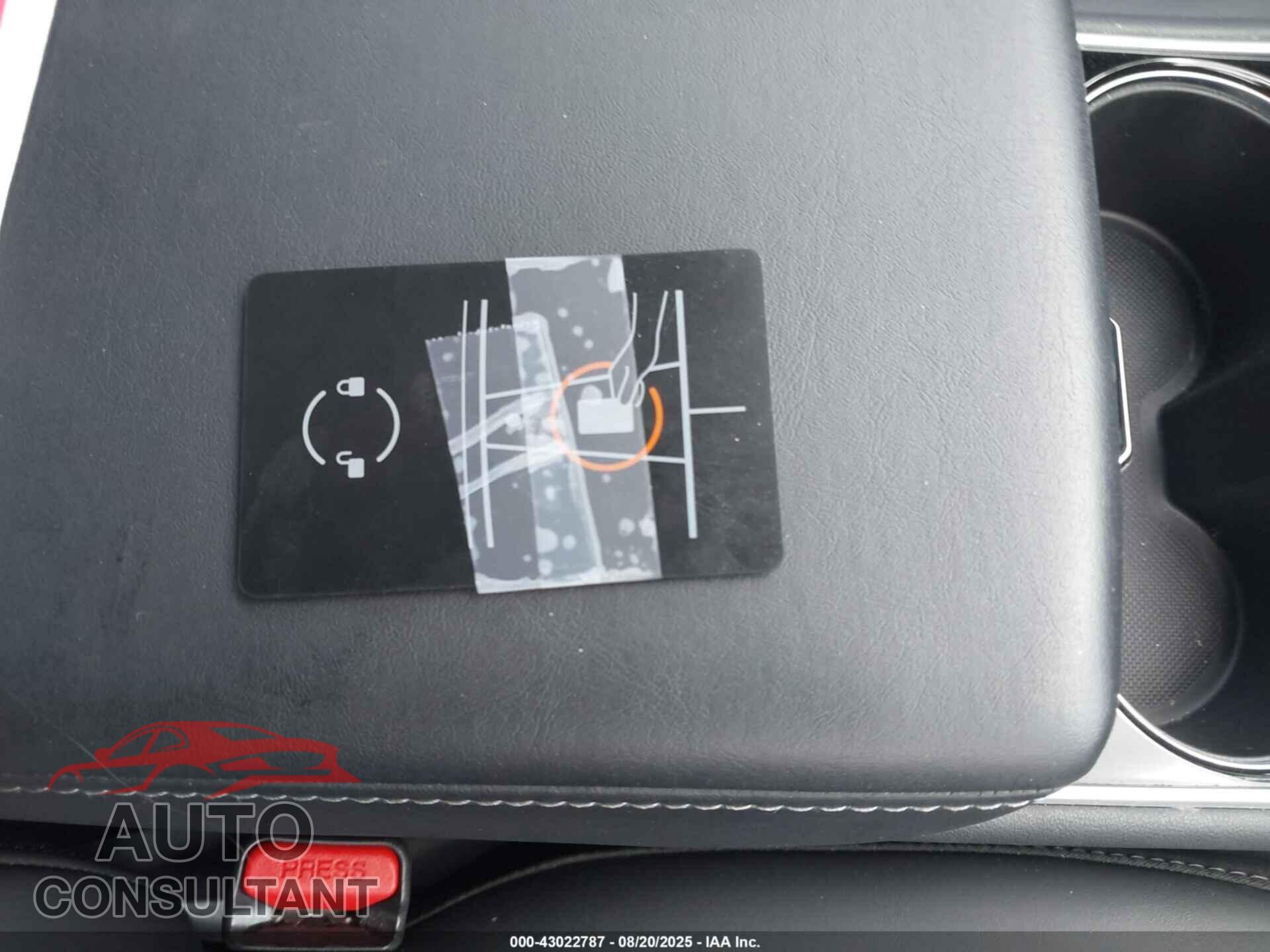 TESLA MODEL 3 2018 - 5YJ3E1EA4JF020065