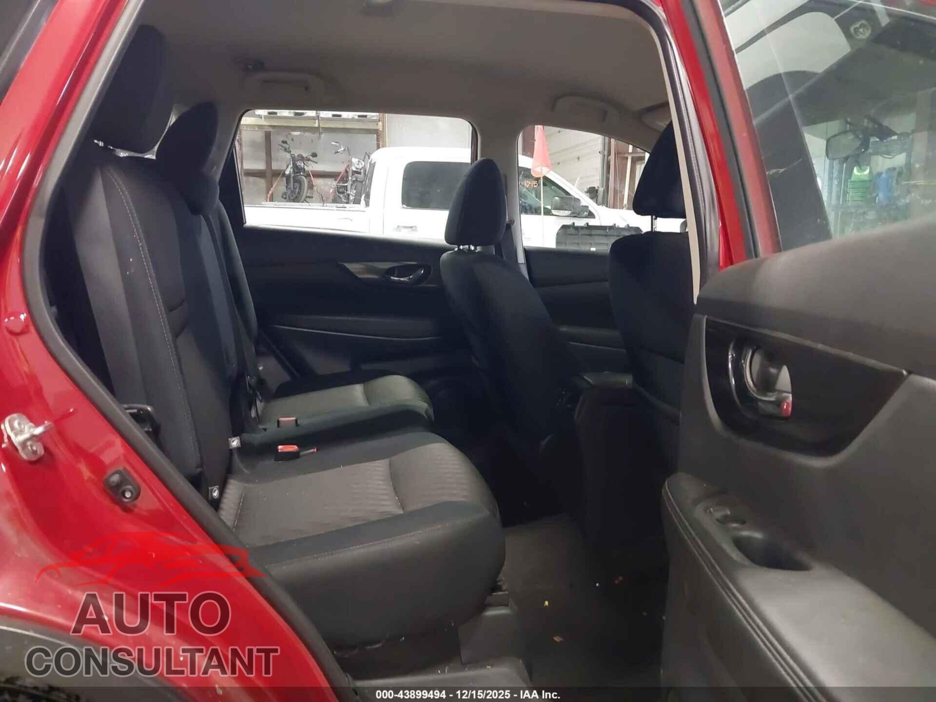 NISSAN ROGUE 2017 - 5N1AT2MV1HC836015