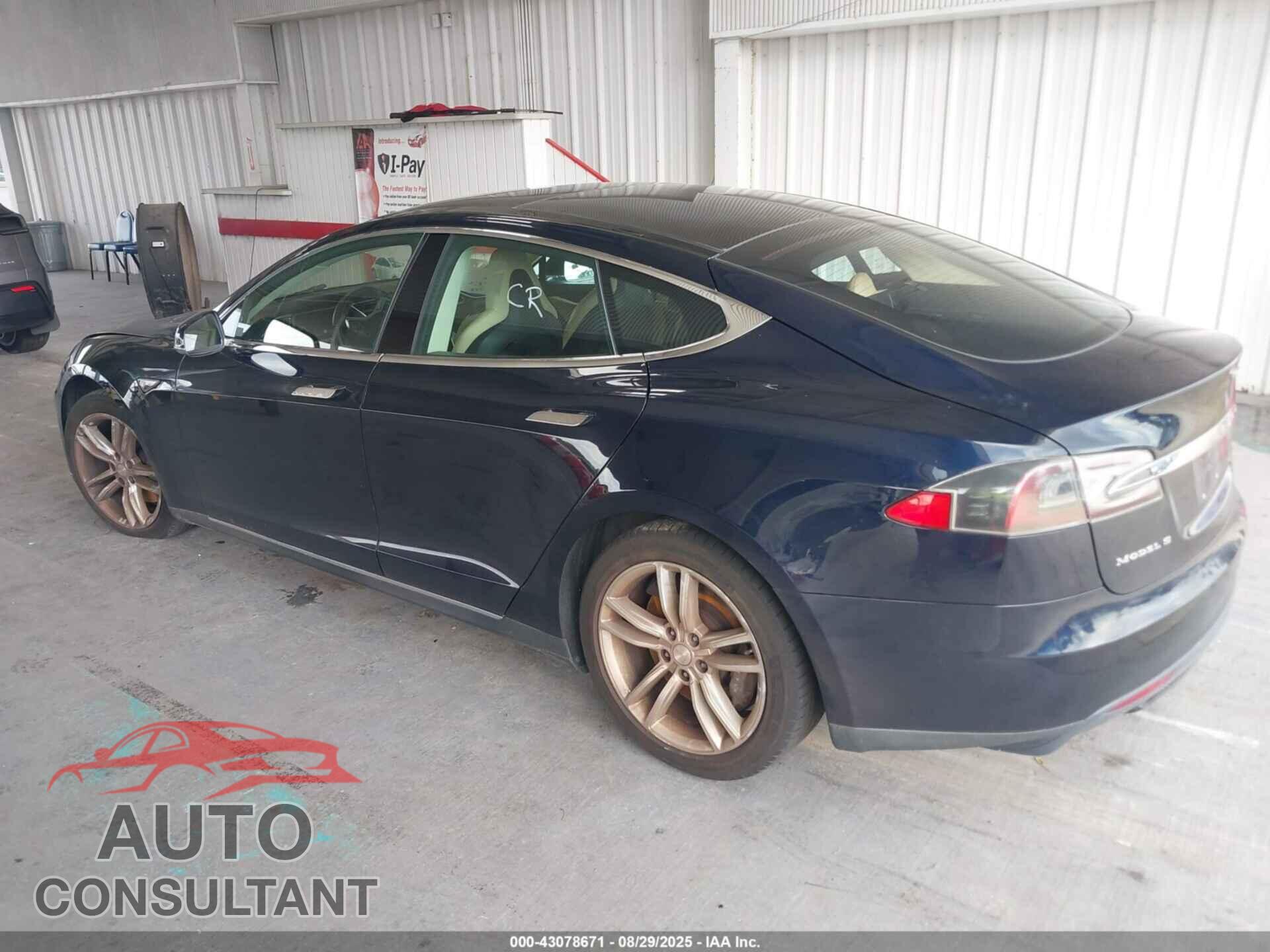 TESLA MODEL S 2013 - 5YJSA1AC8DFP10114