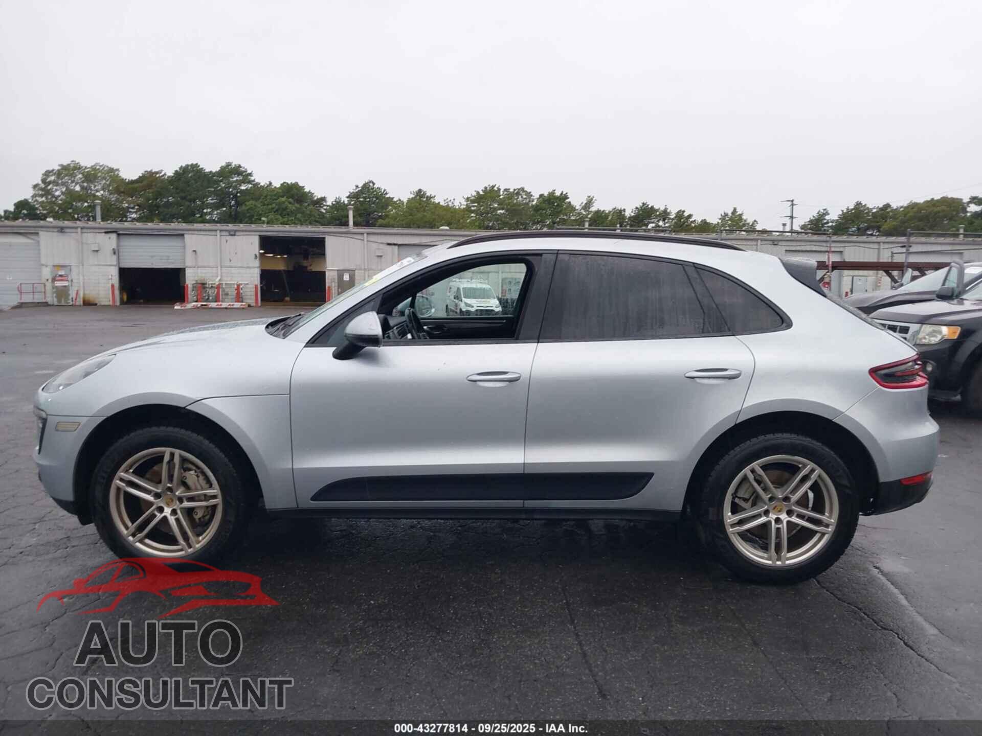 PORSCHE MACAN 2016 - WP1AB2A58GLB53348