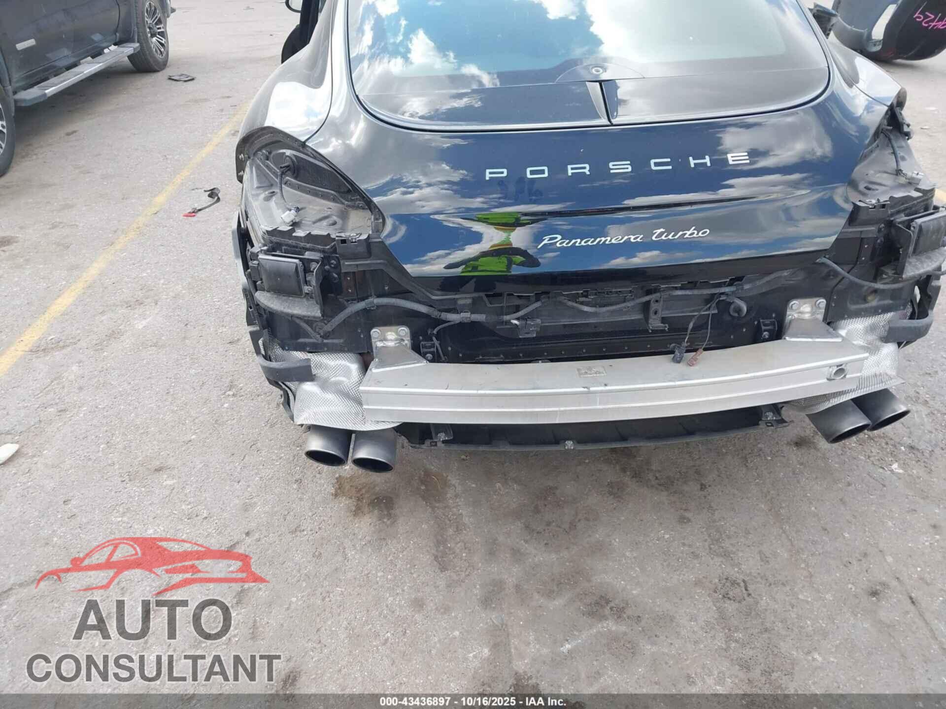 PORSCHE PANAMERA 2014 - WP0BC2A74EL077077