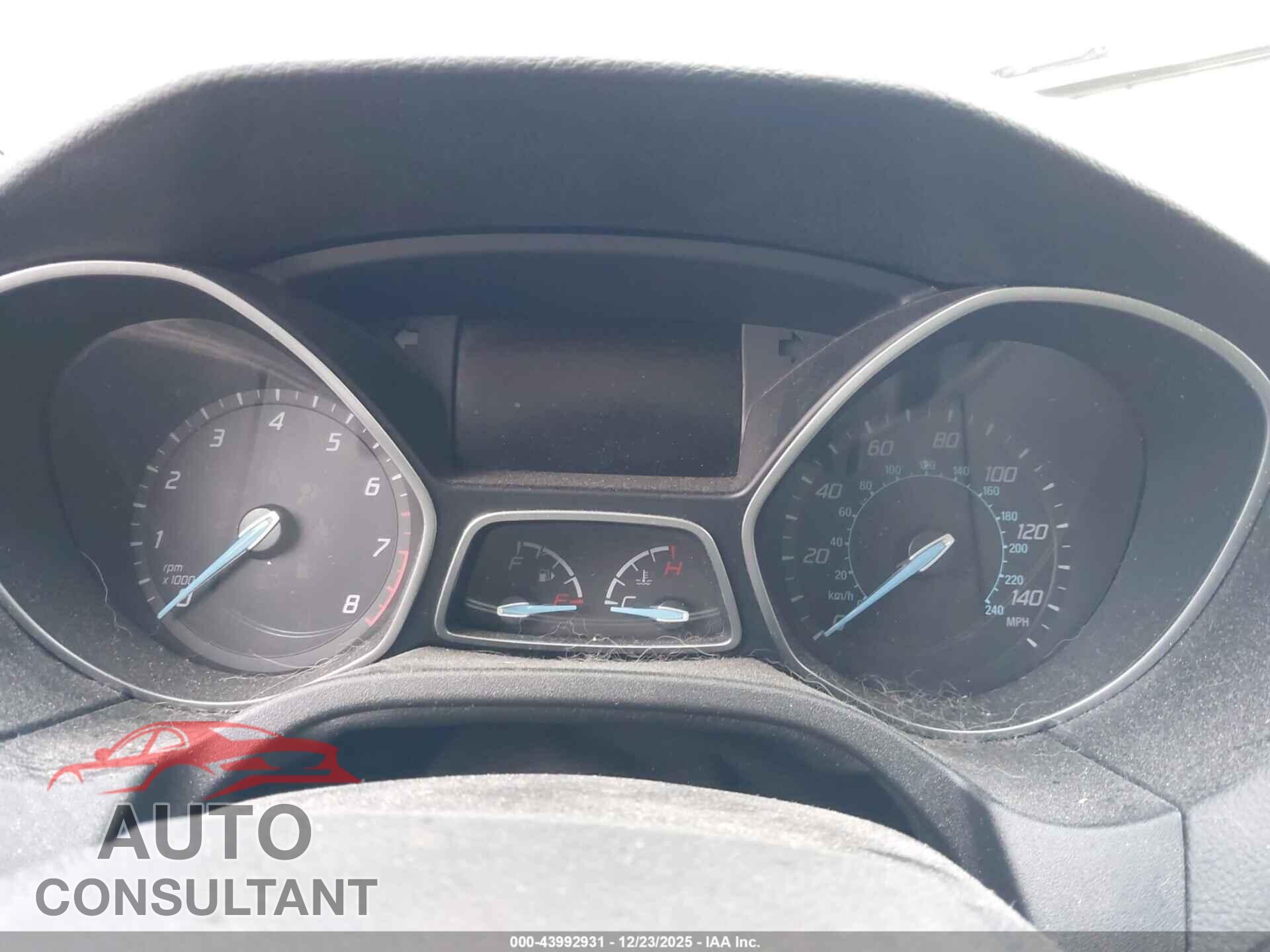 FORD FOCUS 2014 - 1FADP3F2XEL295207