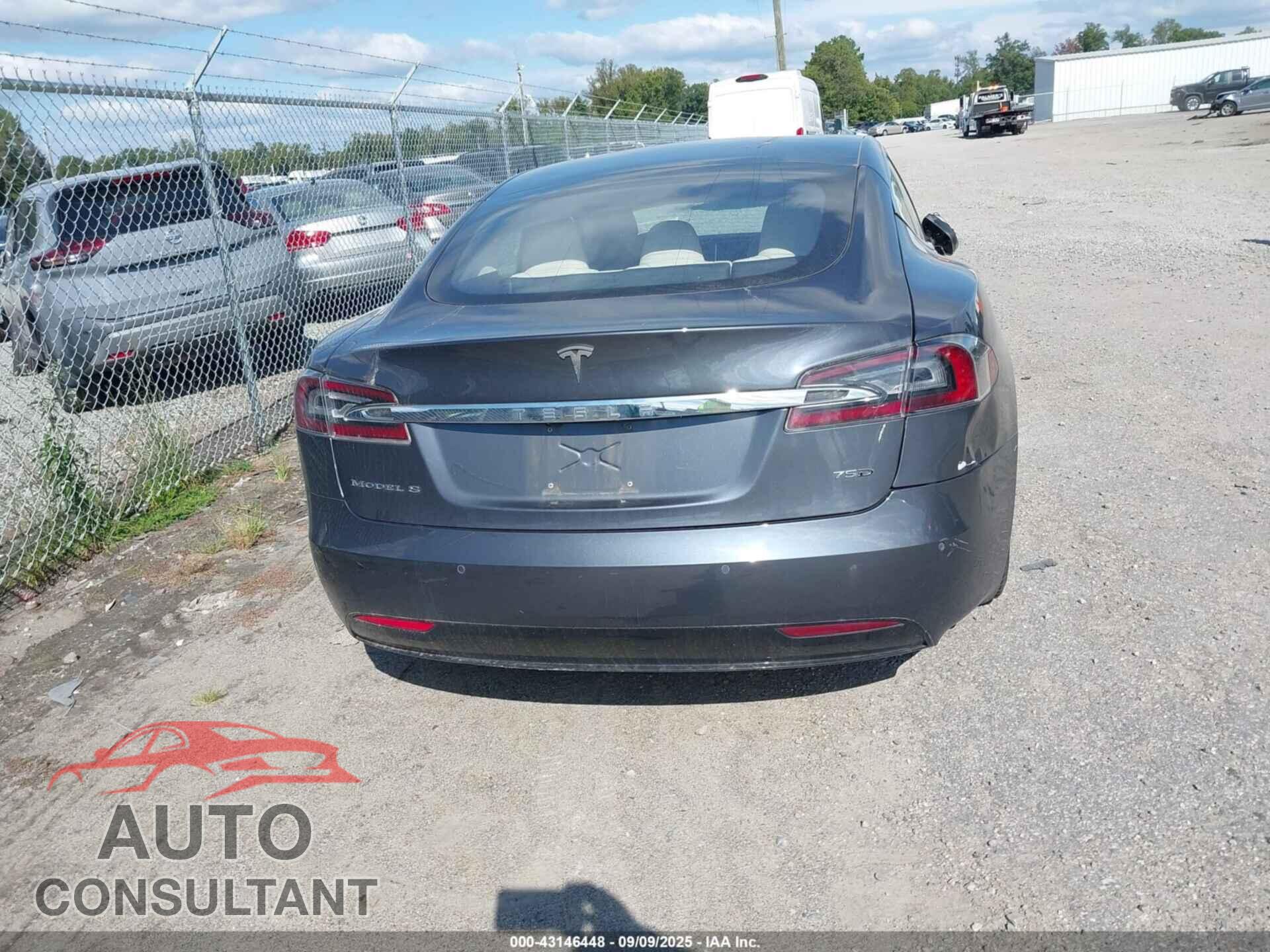 TESLA MODEL S 2017 - 5YJSA1E28HF216259