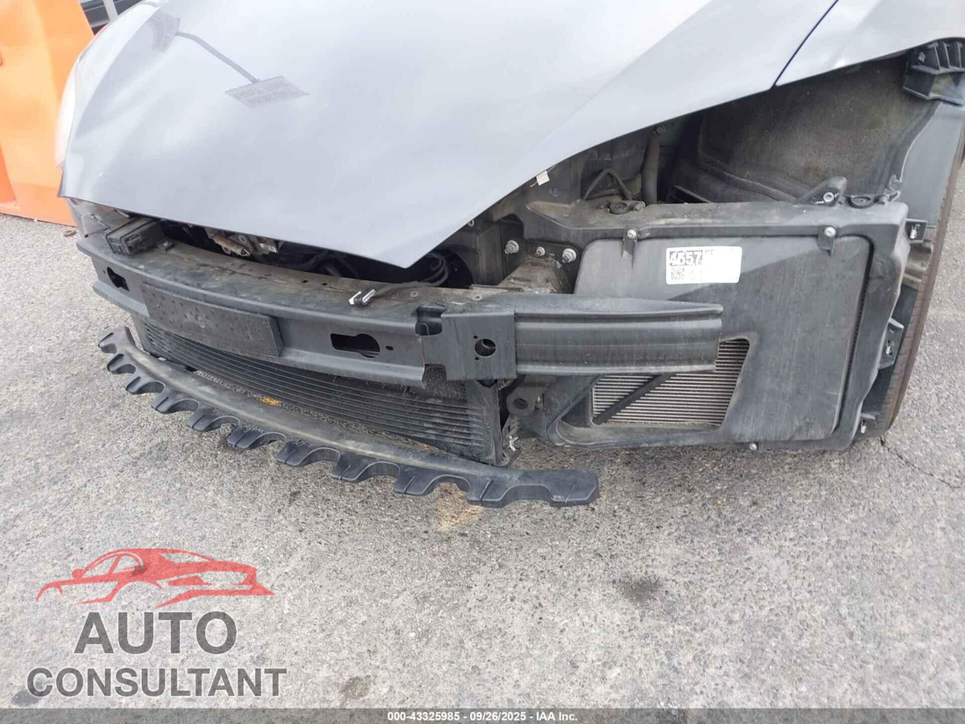 TESLA MODEL S 2019 - 5YJSA1E24KF299762