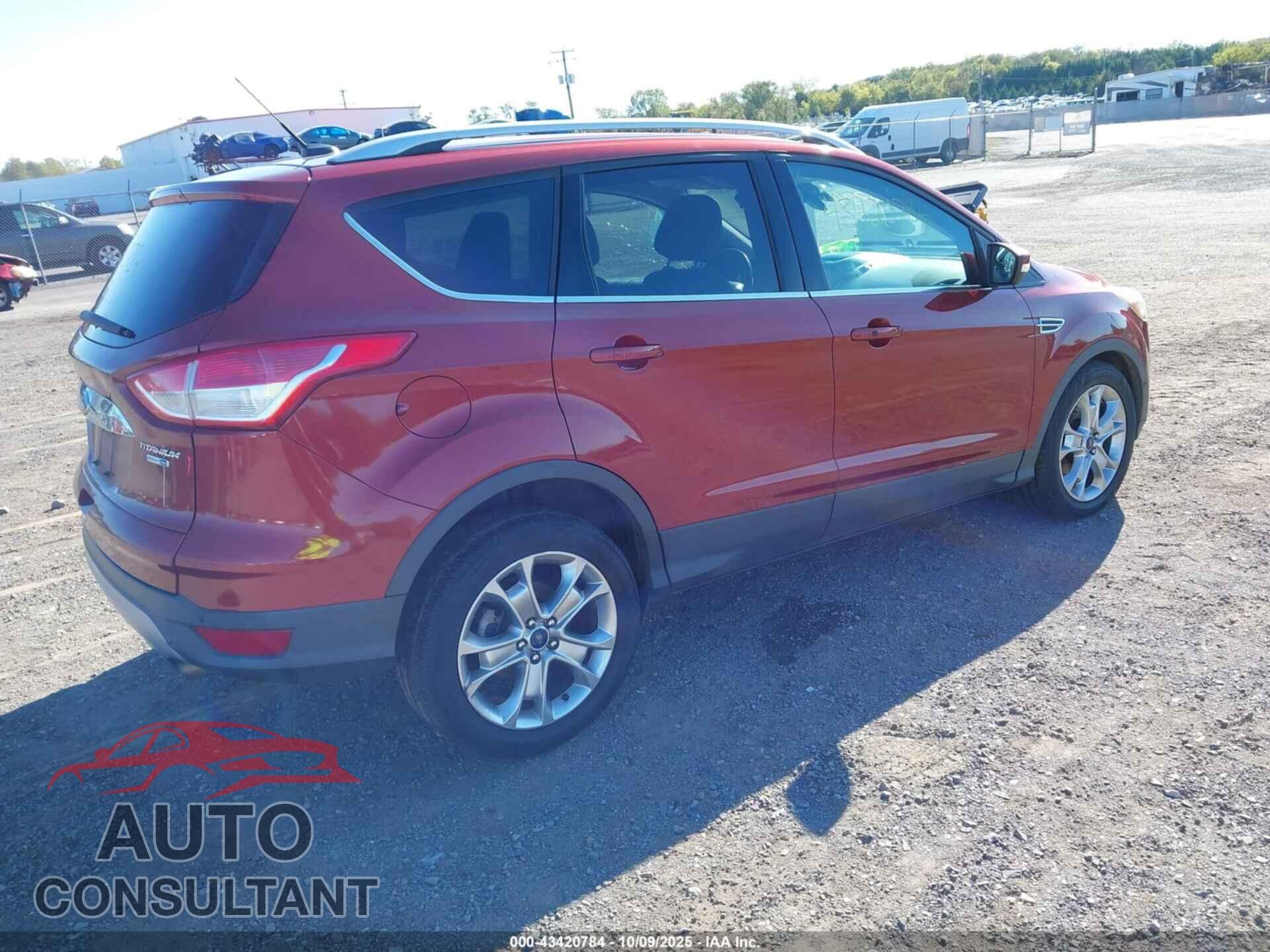 FORD ESCAPE 2015 - 1FMCU9J90FUC32906