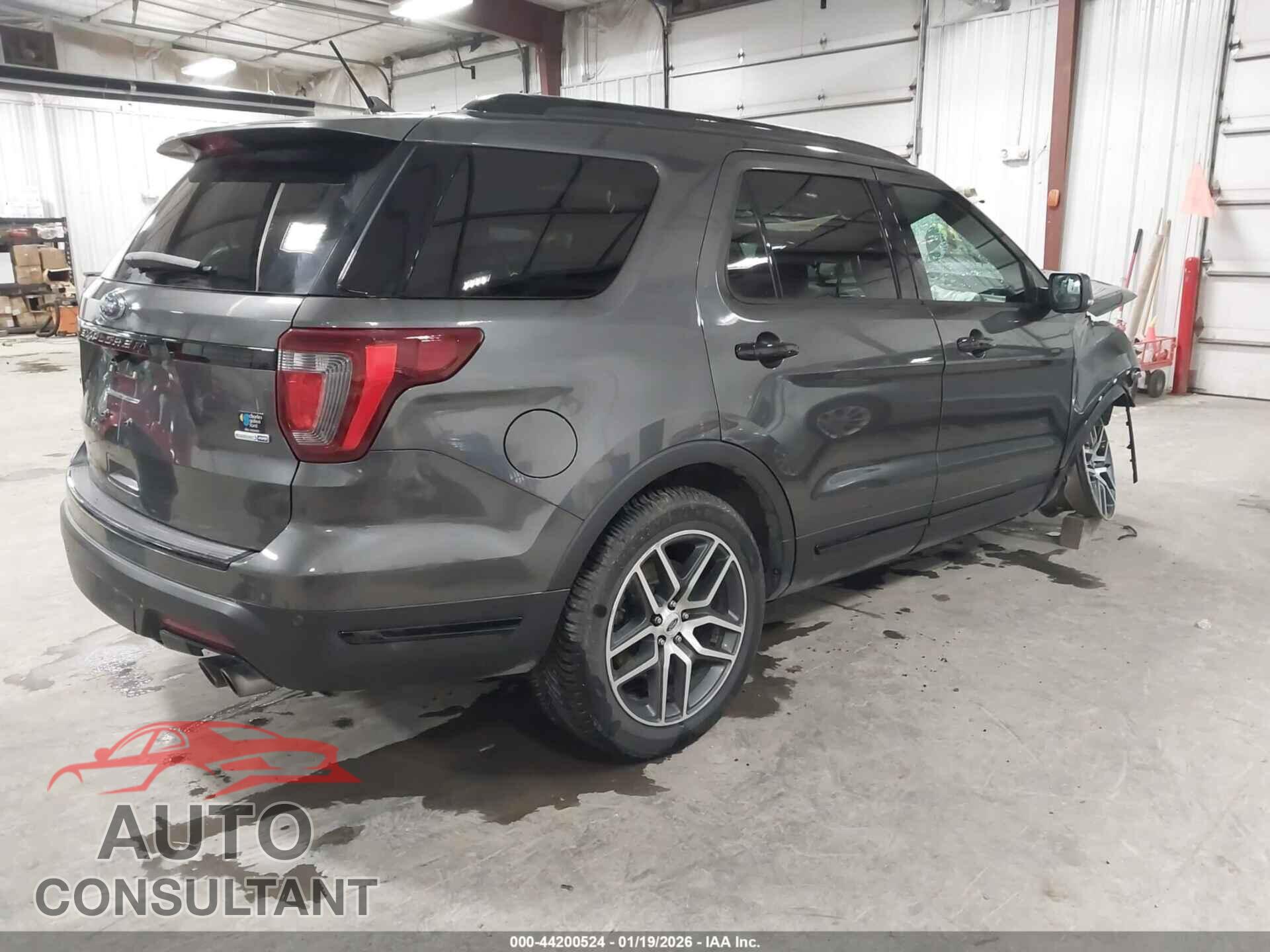 FORD EXPLORER 2018 - 1FM5K8GT7JGB55695