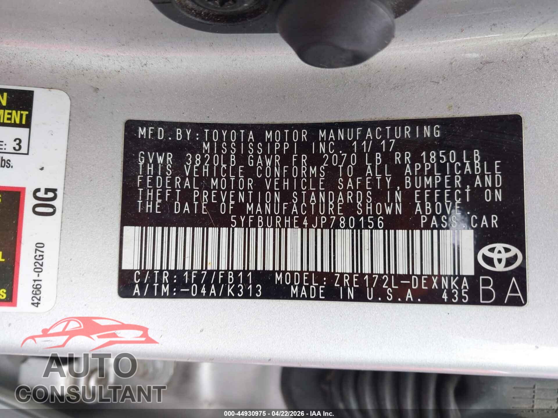 TOYOTA COROLLA 2018 - 5YFBURHE4JP780156