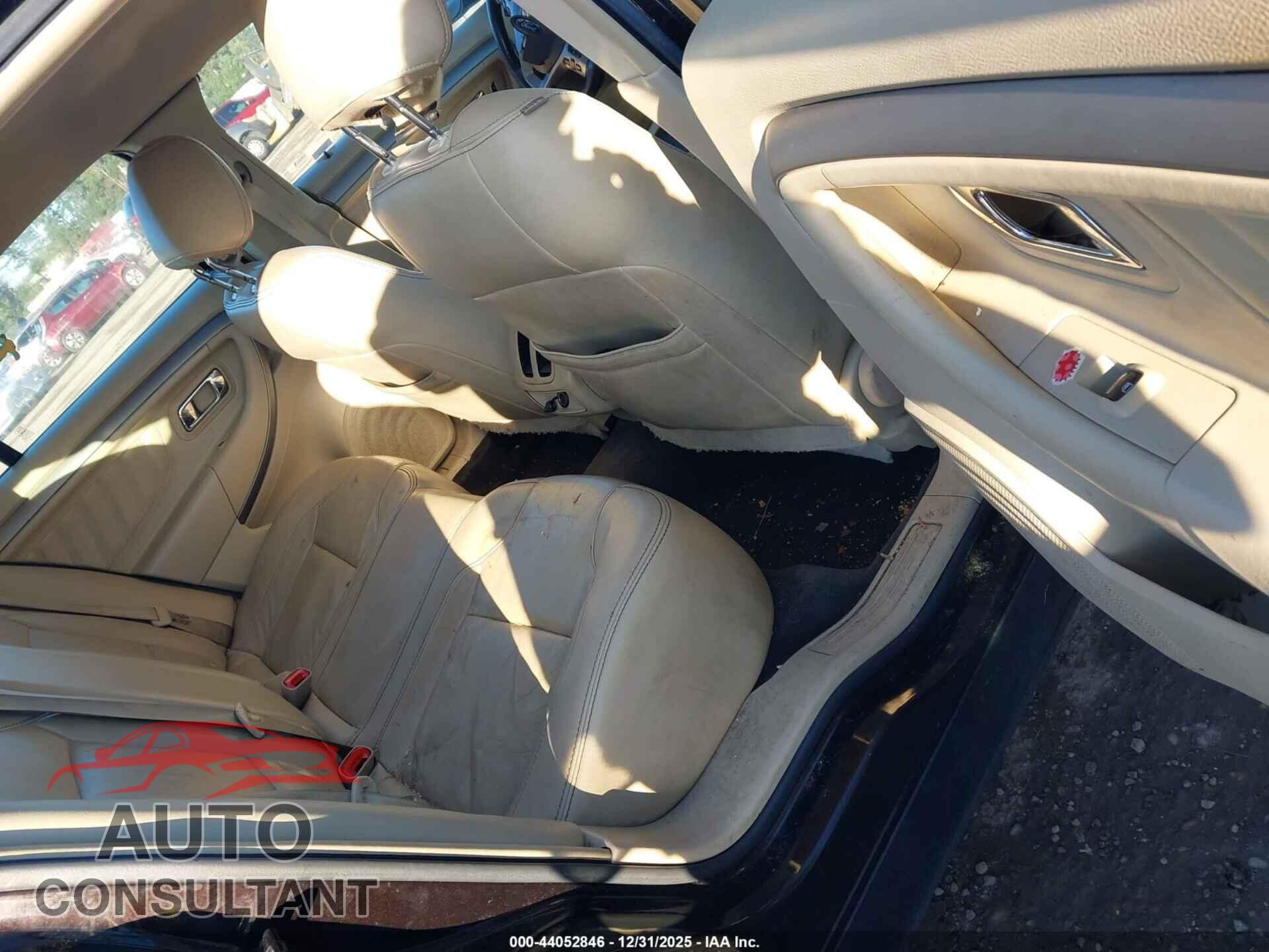 FORD TAURUS 2014 - 1FAHP2E89EG181709