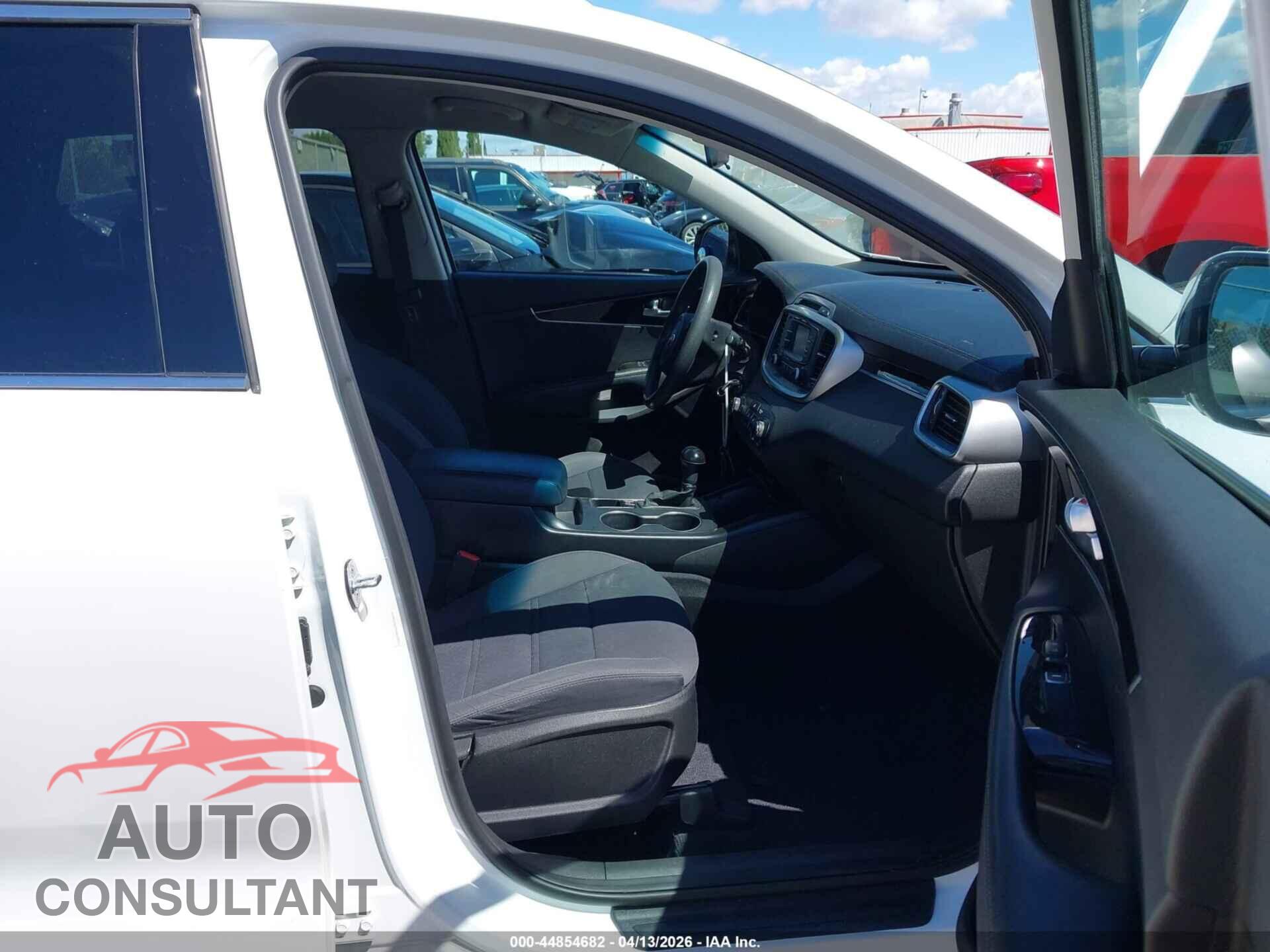 KIA SORENTO 2017 - 5XYPGDA59HG312853