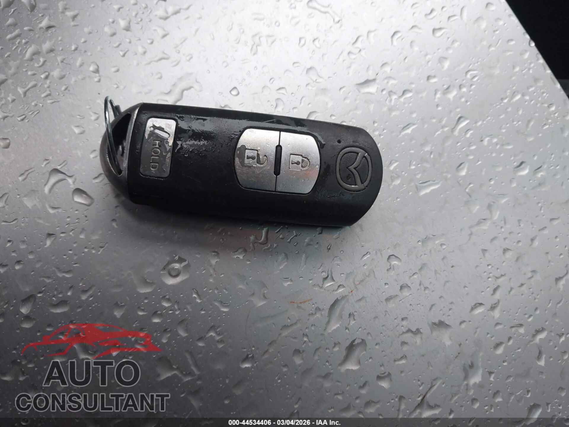 MAZDA MAZDA3 2015 - JM1BM1L70F1237313
