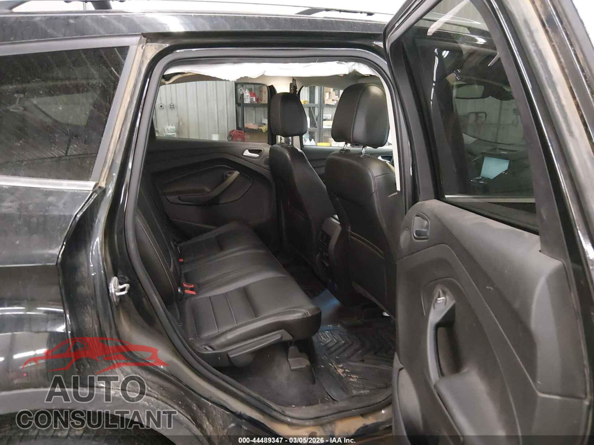 FORD ESCAPE 2014 - 1FMCU9J91EUD80643