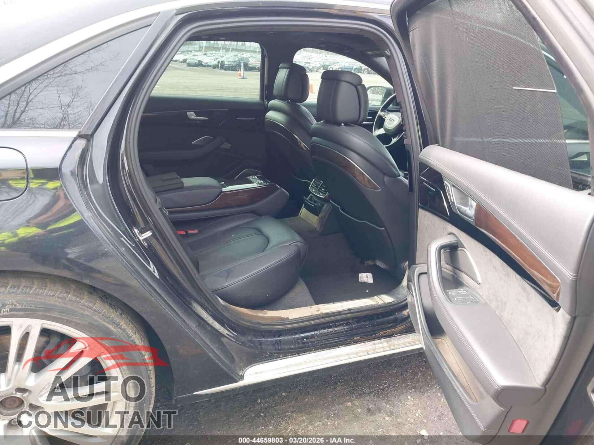 AUDI A8 L 2013 - WAUR2AFD2DN016725