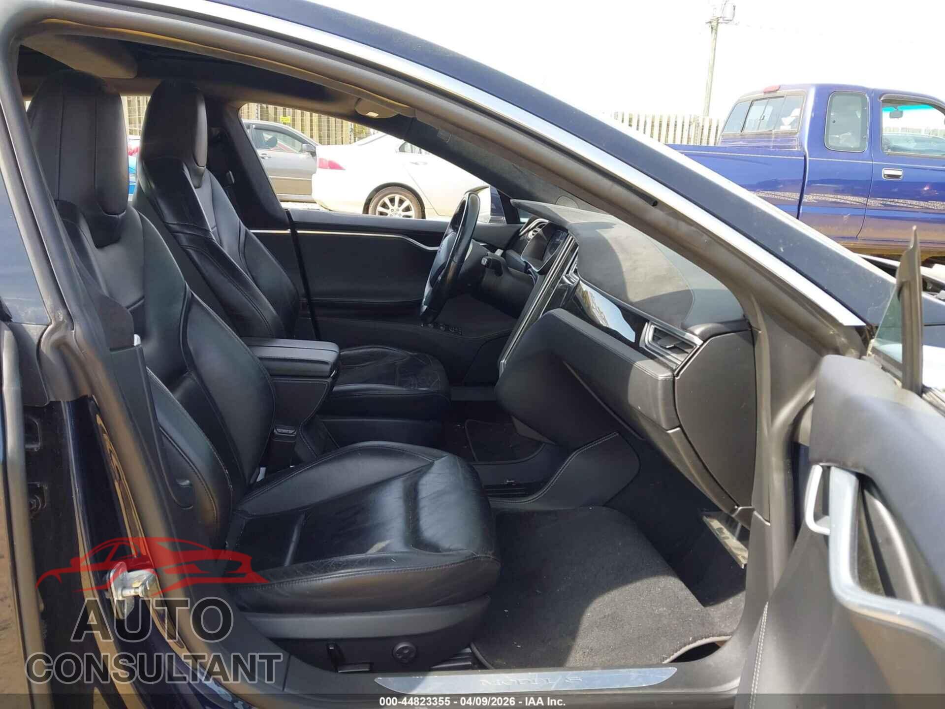 TESLA MODEL S 2014 - 5YJSA1H21EFP65048