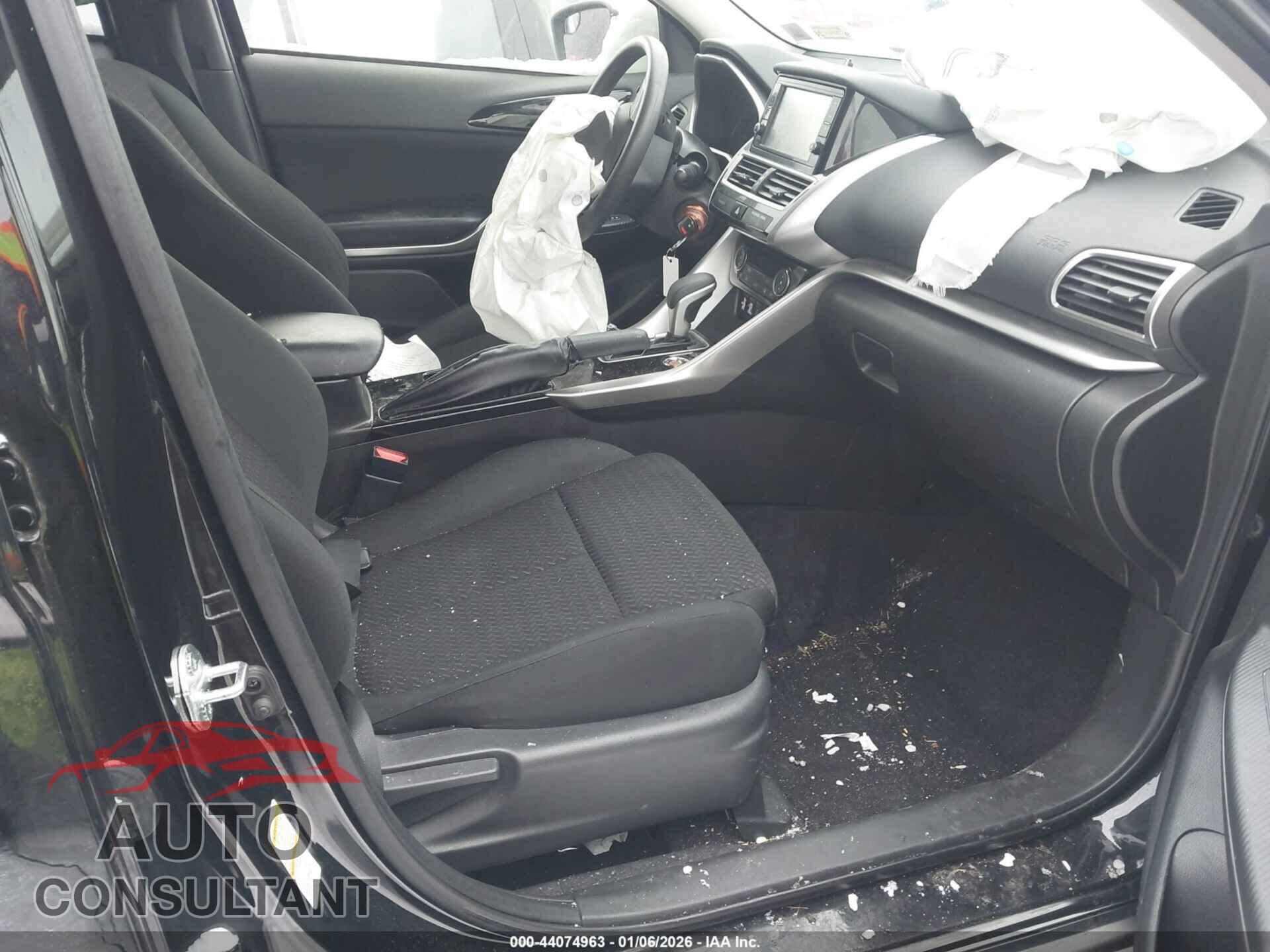 MITSUBISHI ECLIPSE CROSS 2018 - JA4AT3AA9JZ069636