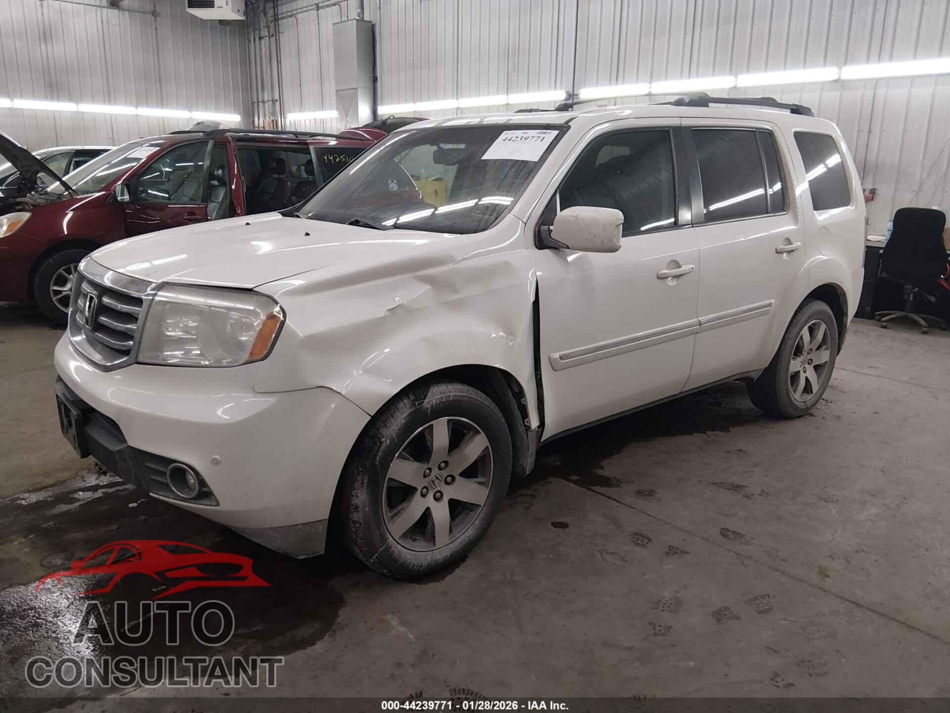 HONDA PILOT 2013 - 5FNYF4H90DB068429