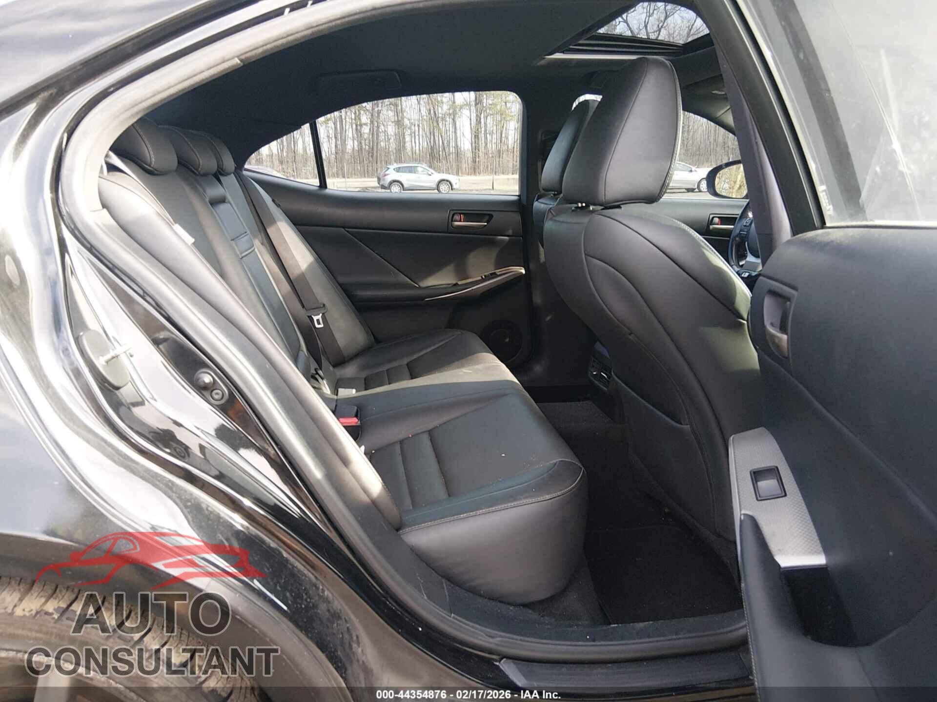 LEXUS IS 200T 2017 - JTHBA1D25H5053555