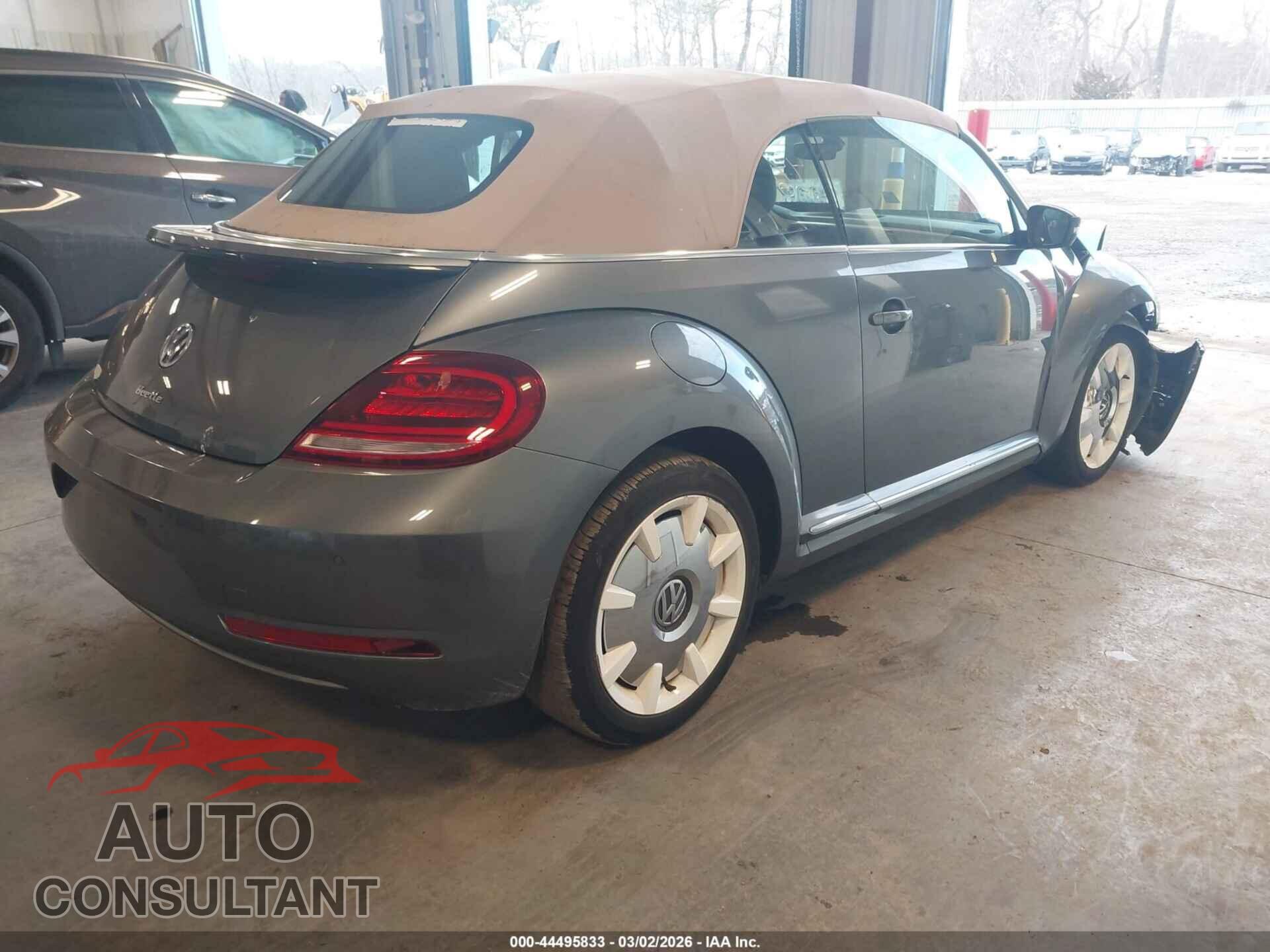 VOLKSWAGEN BEETLE 2019 - 3VW5DAAT0KM500049