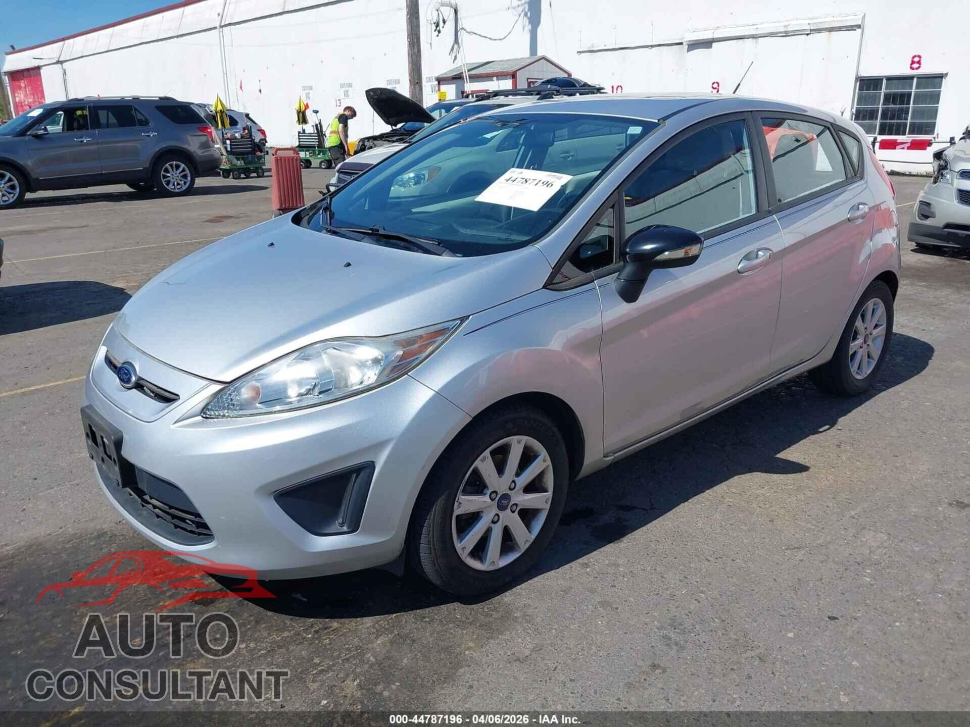 FORD FIESTA 2013 - 3FADP4EJ8DM177362